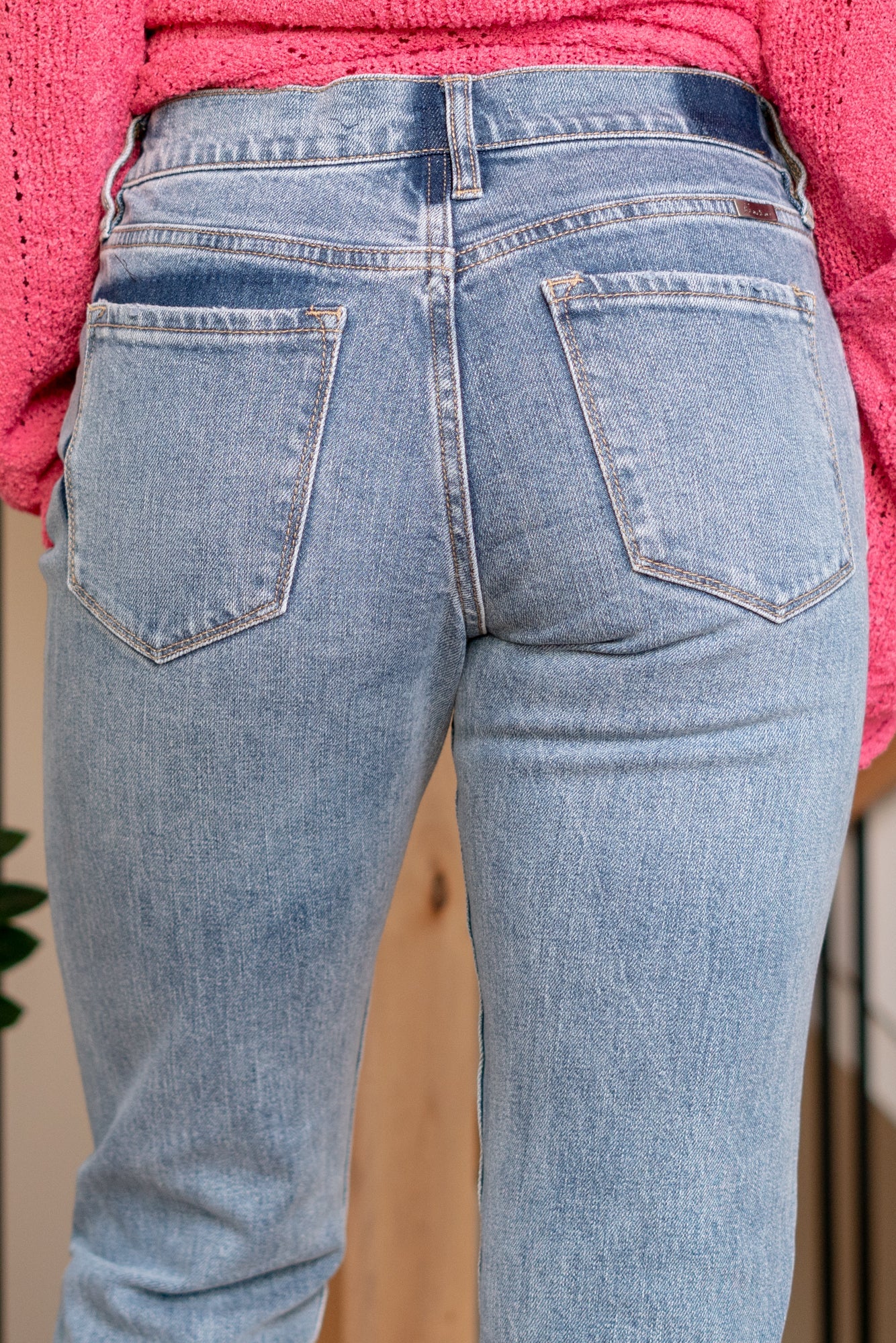 KanCan Jeans   Introducing the Lunda Mid Rise Slim Boyfriend jeans – a perfect blend of comfort and style. These jeans feature a comfortable mid-rise, a modern slim boyfriend fit, and a medium stone wash for a timeless look. The added comfort stretch ensures all-day ease, while the patched wash detail, 3D whiskers, and single roll cuff add distinctive touches.