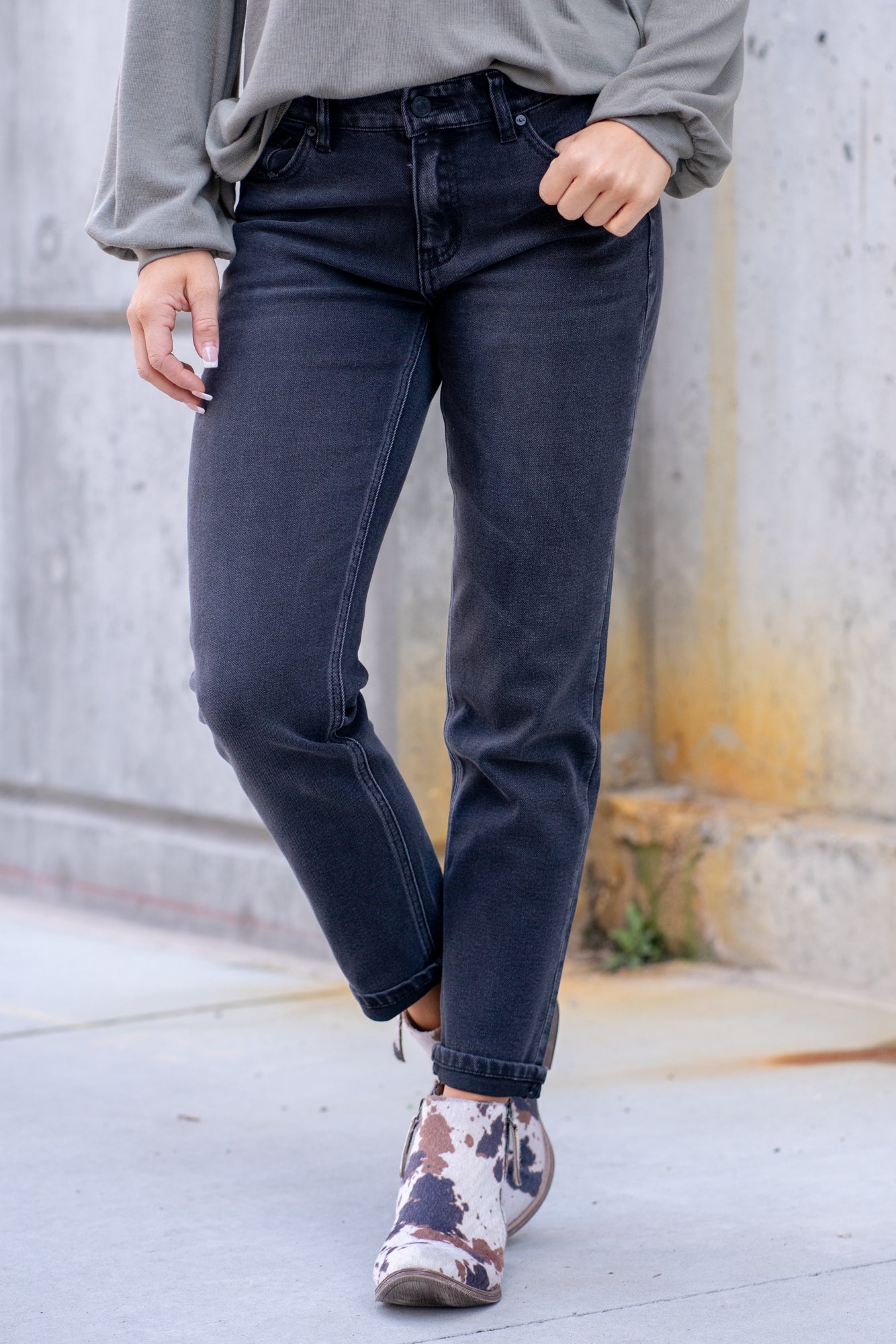Illa High Rise 90s Slim Boyfriend