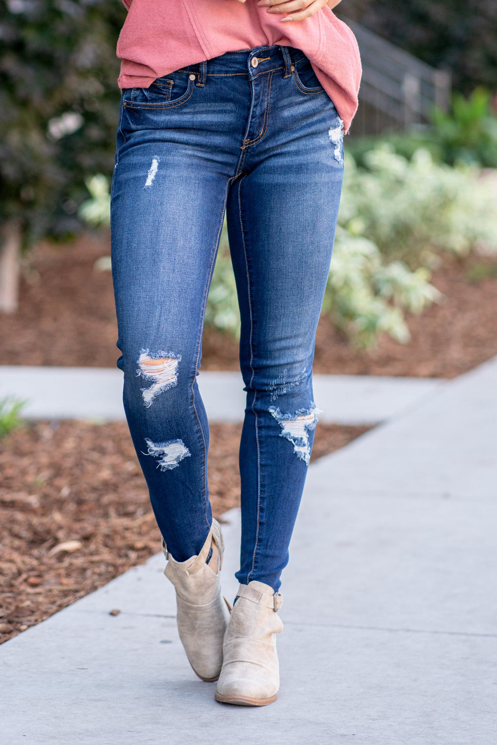 Saskia Mid Rise Distressed Skinny
