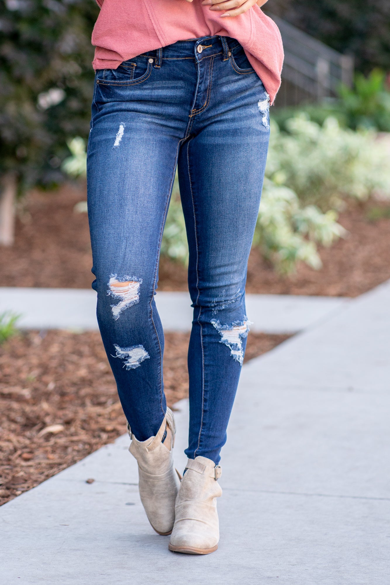 Saskia Mid Rise Distressed Skinny