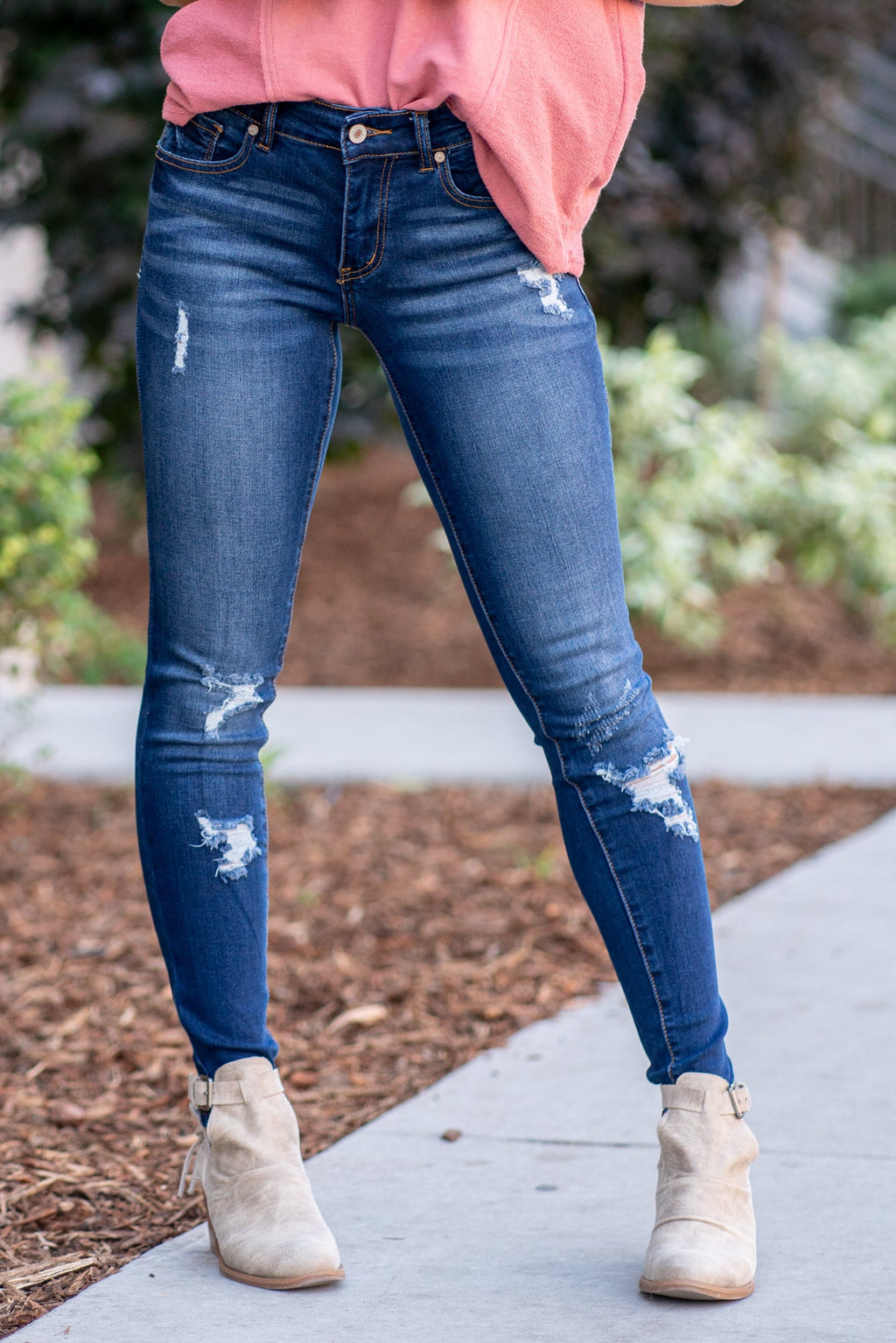 Saskia Mid Rise Distressed Skinny