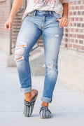 KanCan Jeans  KanCan Comfort Stretch   Color: Medium Wash Cut: Ankle Skinny, 27.5" Inseam Rise: High-Rise, 9.5" Front Rise 99% COTTON , 1% SPANDEX Fly: Zipper  Style #: KC8364M Contact us for any additional measurements or sizing.  *Measured on the smallest size, measurements may vary by size.  Jacquelyn wears a size 25 in jeans, a small in tops, and 6.5 in shoes. She is wearing a size small in these overalls.