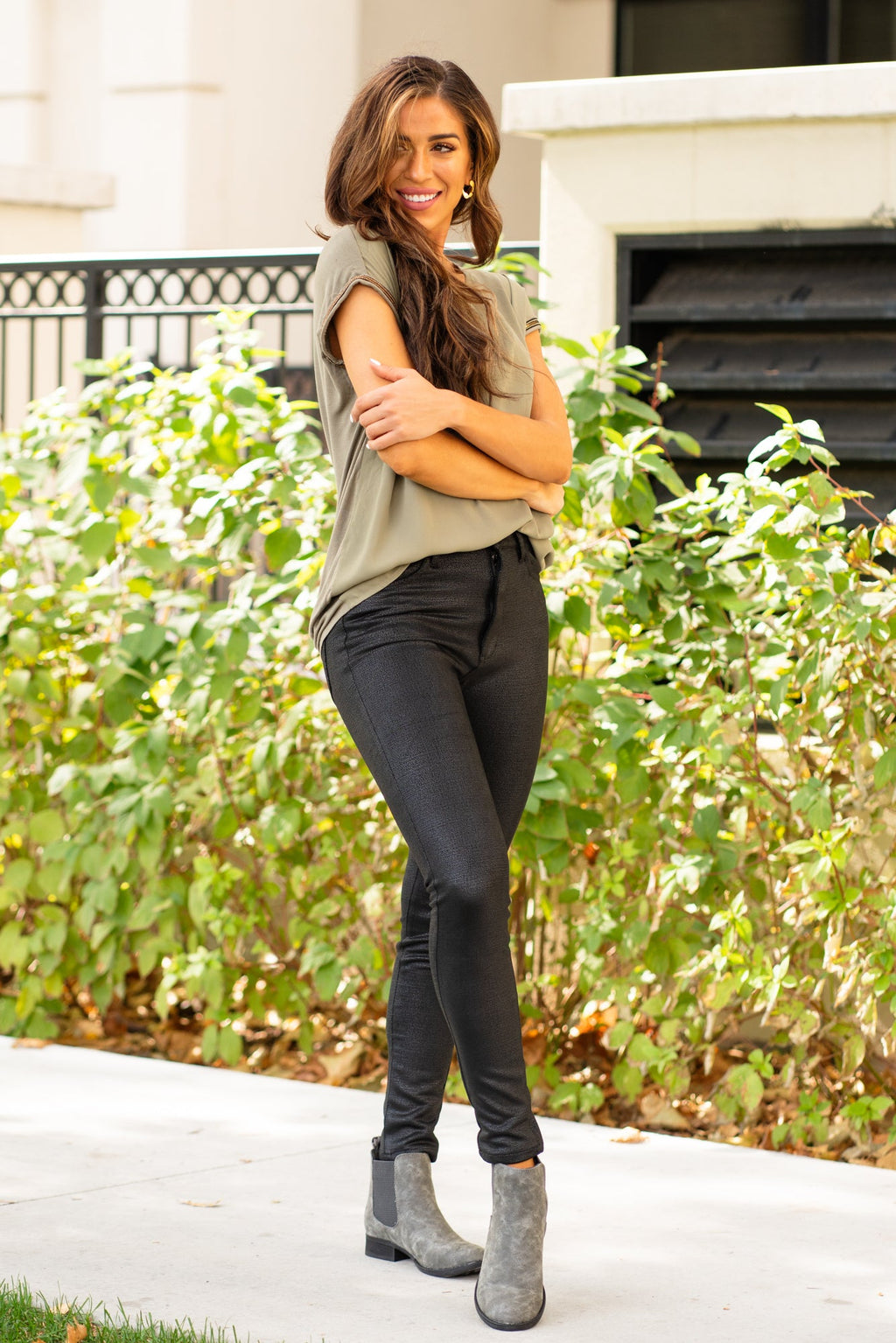 KanCan Jeans  A KanCan stretchy Ponte pant to dress up this winter!   Color: Black Cut: Skinny, 29" Inseam* Rise: High-Rise, 1" Front Rise* 90% POLYESTER, 10% SPANDEX Fly: Zipper Style #: KC2010BK Contact us for any additional measurements or sizing.   *Measured on the smallest size, measurements may vary by size.    