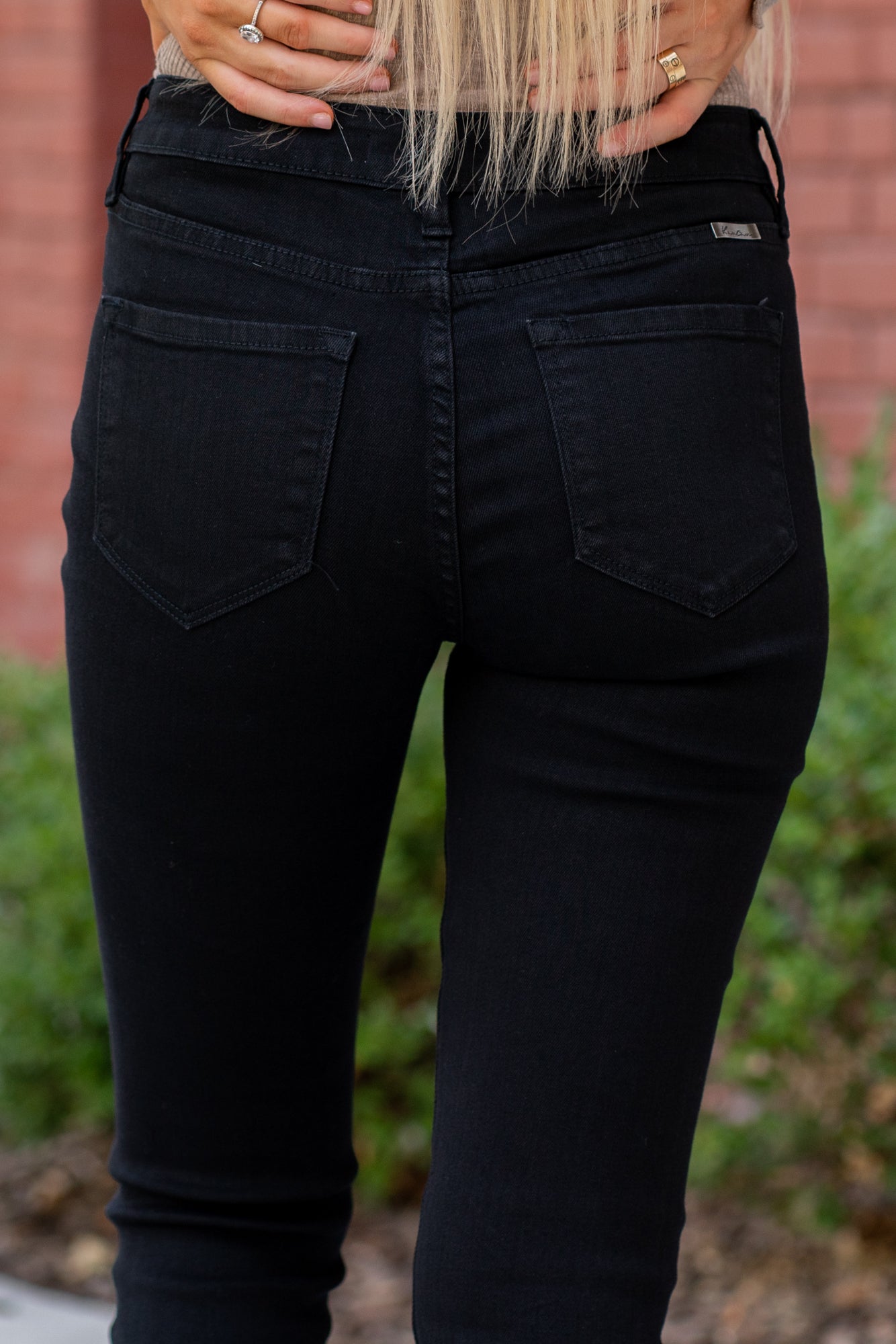 KanCan Jeans  Stretch: KanCan Comfort Stretch Color: Black Cut: Skinny, 30" Inseam Rise: High-Rise, 9.5" Front Rise 71.1% COTTON , 17.7% POLYESTER , 9.5% RAYON , 1.1% SPANDEX Stitching: Classic Fly: Zipper Style #: KC6008BBK Contact us for any additional measurements or sizing.    