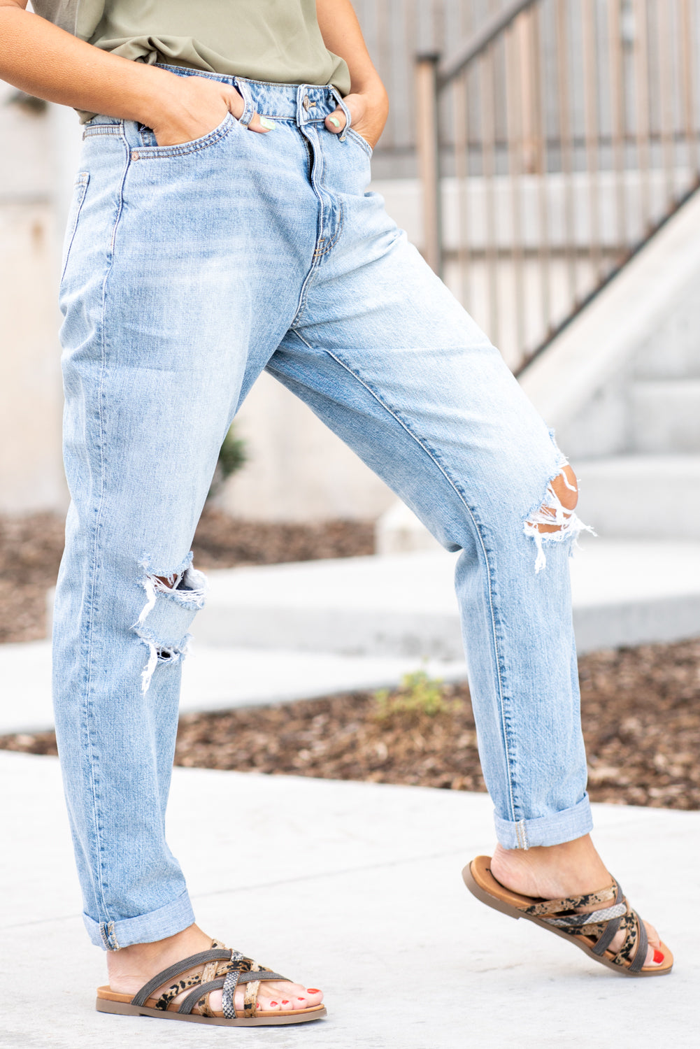 KanCan Jeans Collection: Spring 2021 Color: Medium Blue Wash Cut: Straight Fit, 25.5" Inseam  Rise: High-Rise, 11" Front Rise 100% Cotton Fly: Zip Hem: Cuffed Hem Style #: KC8579L Contact us for any additional measurements or sizing.