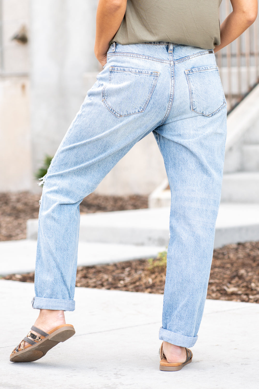 KanCan Jeans Collection: Spring 2021 Color: Medium Blue Wash Cut: Straight Fit, 25.5" Inseam  Rise: High-Rise, 11" Front Rise 100% Cotton Fly: Zip Hem: Cuffed Hem Style #: KC8579L Contact us for any additional measurements or sizing.