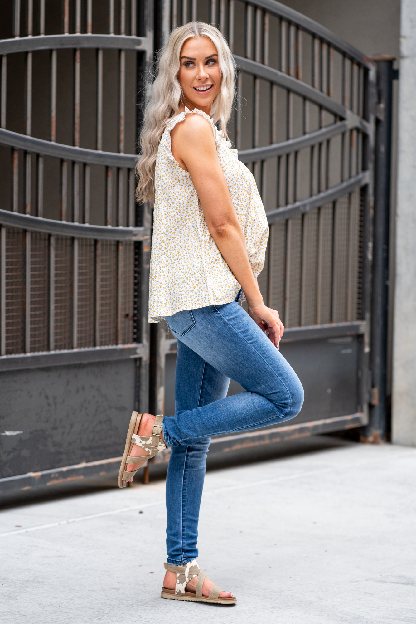 KanCan Jeans  These high-rise blue wash skinny jeans have the classic KanCan exposed button fly. Dress up this denim with a bodysuit or wear them casual with a crop top to accentuate your waist line.   KanCan Stretch Level: Comfort Stretch  Collection: Core Style Color: Medium Wash 67.5% COTTON, 25% POLYESTER, 6.5 RAYON, 1% SPANDEX Cut: Curvy-Fit Skinny, 30" Inseam Rise: High-Rise, 10" Front Rise Stitching: Classic Fly: Exposed Button Fly  Style #: KC7113M