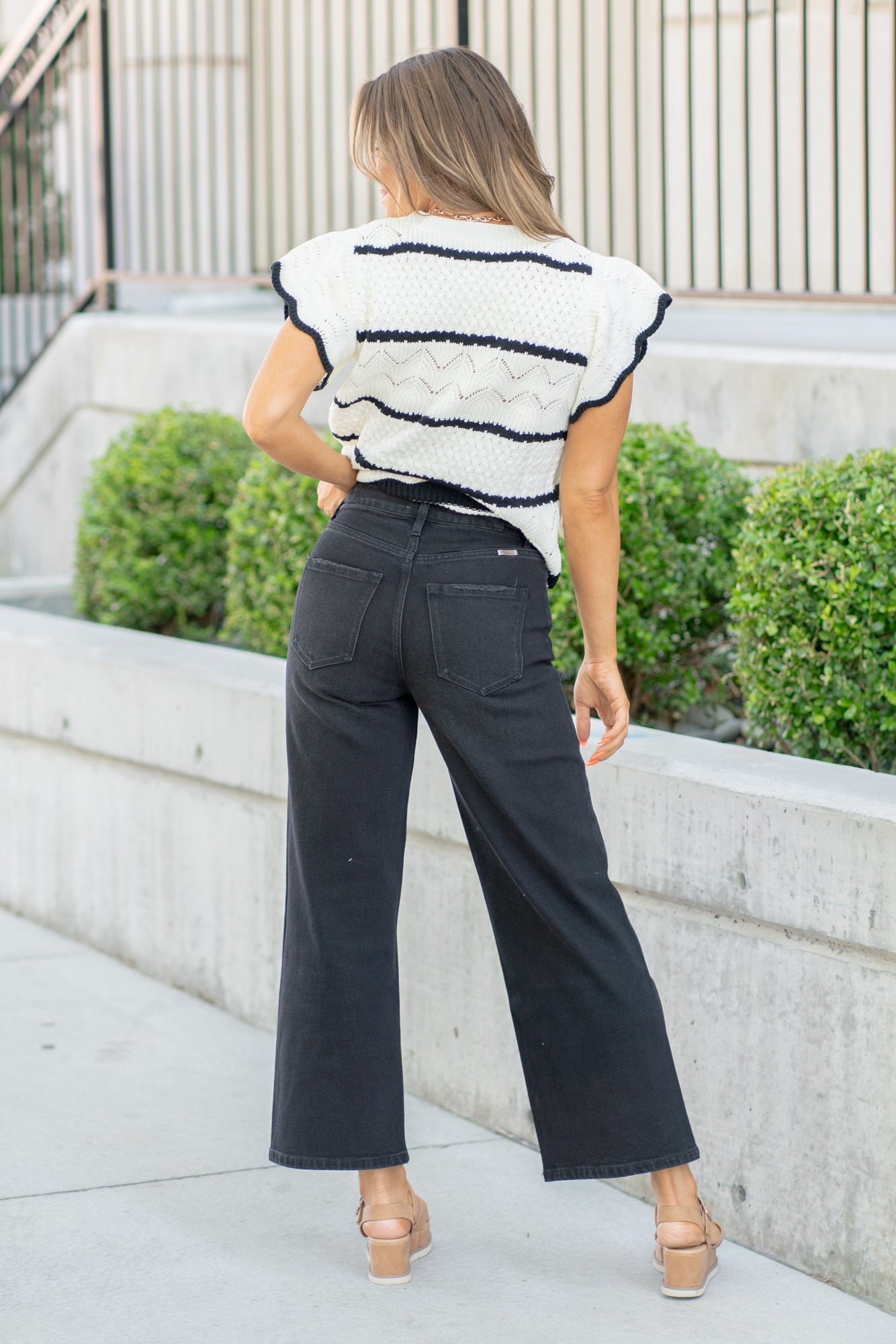KanCan Victoria Ultra High Rise Cropped Wide Leg Jeans Black