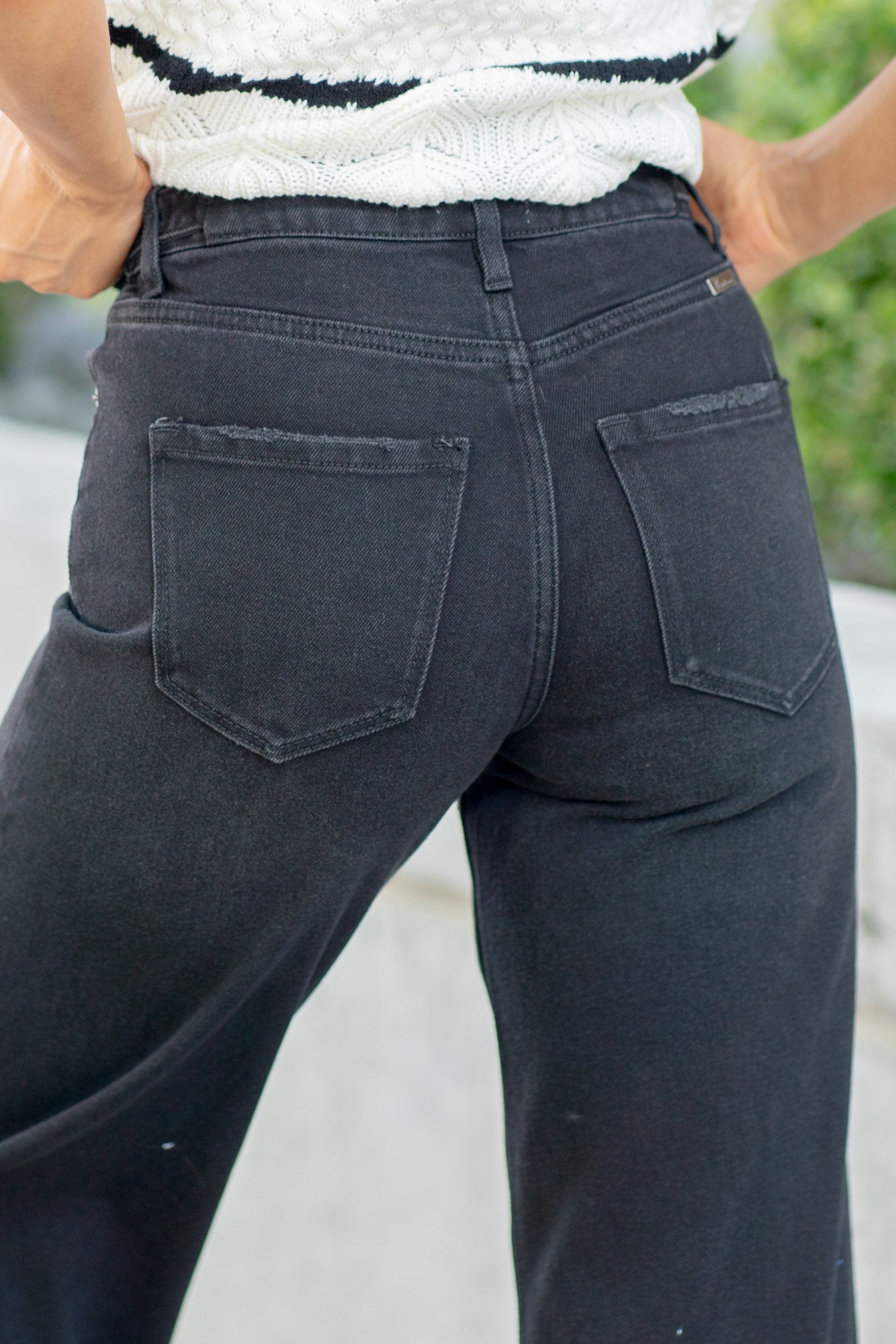 KanCan Victoria Ultra High Rise Cropped Wide Leg Jeans Black