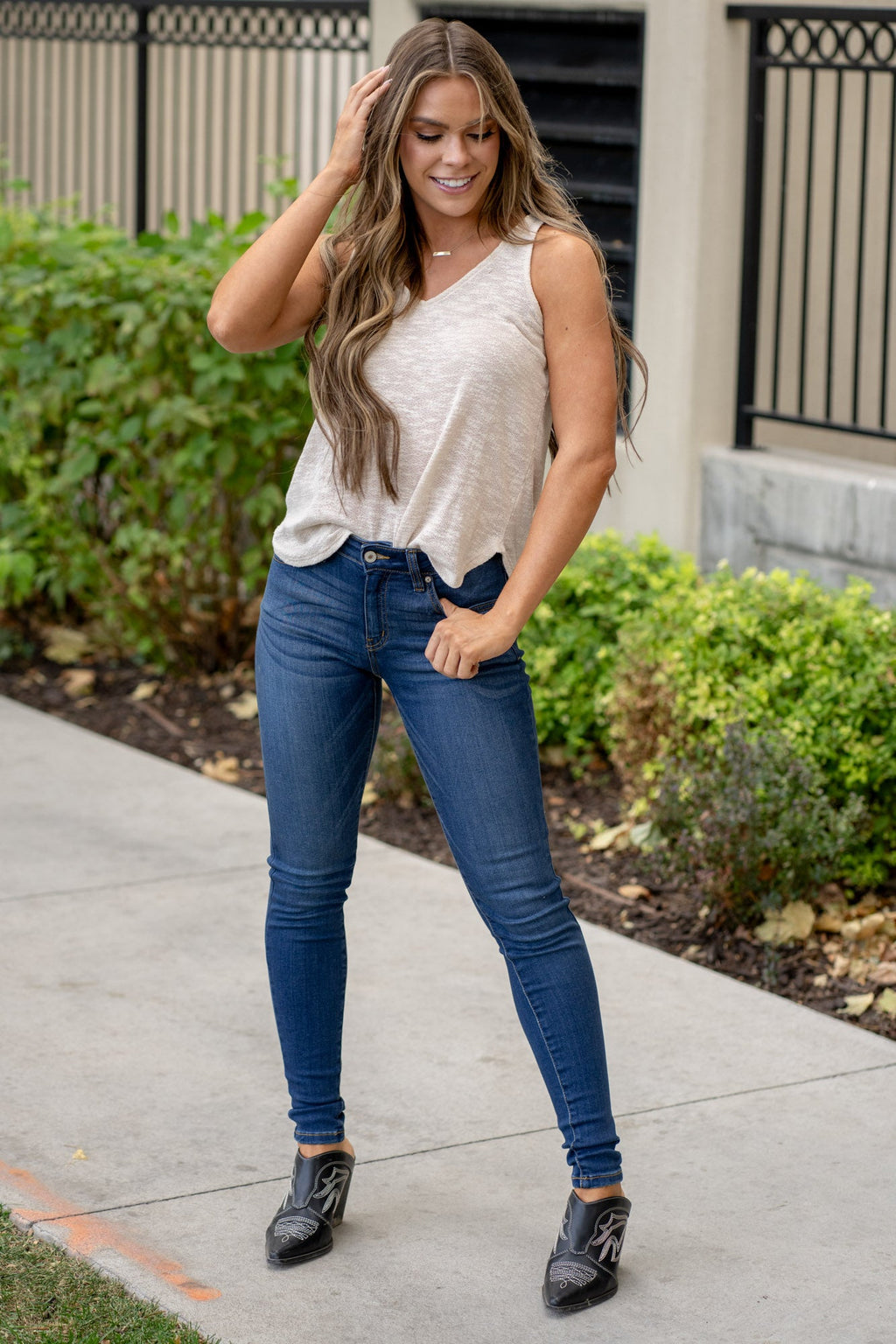 Annaka Mid Rise Super Skinny Jeans