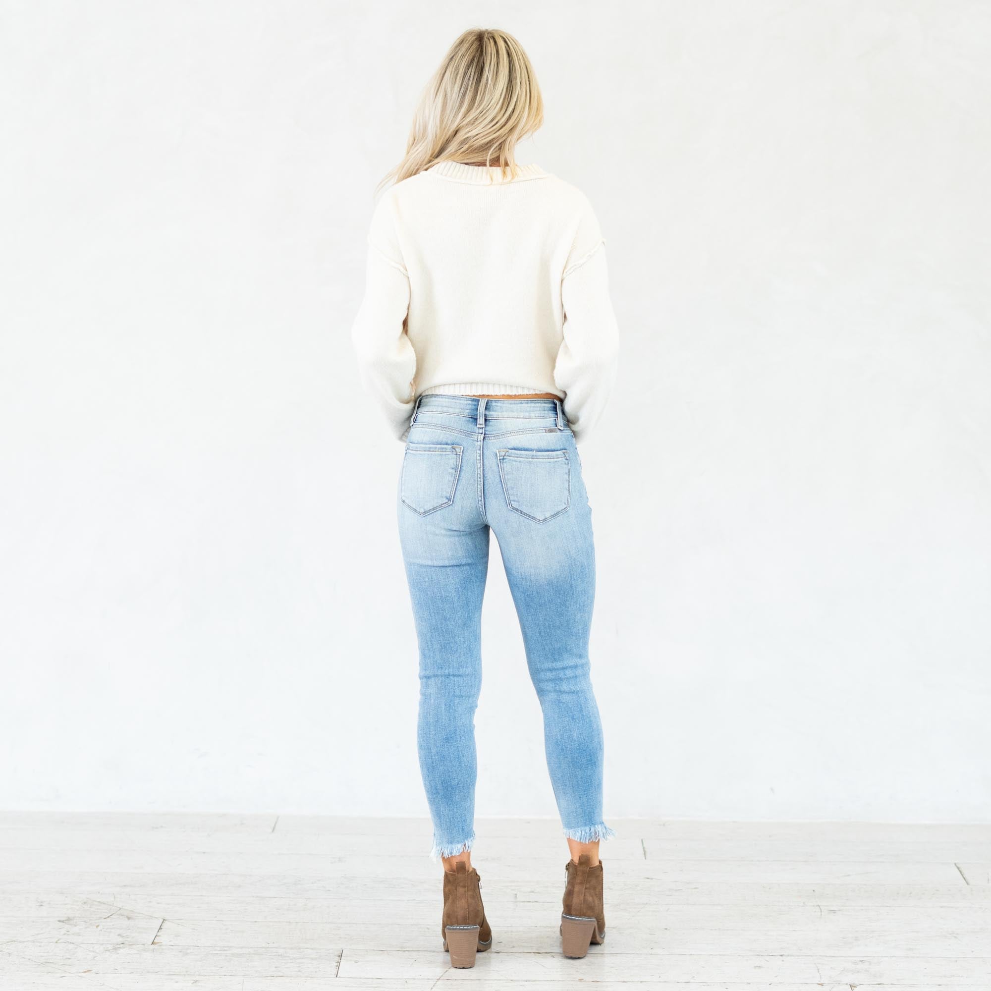 KanCan Janine Mid Rise Cropped Skinny Jeans Light Blue Wash