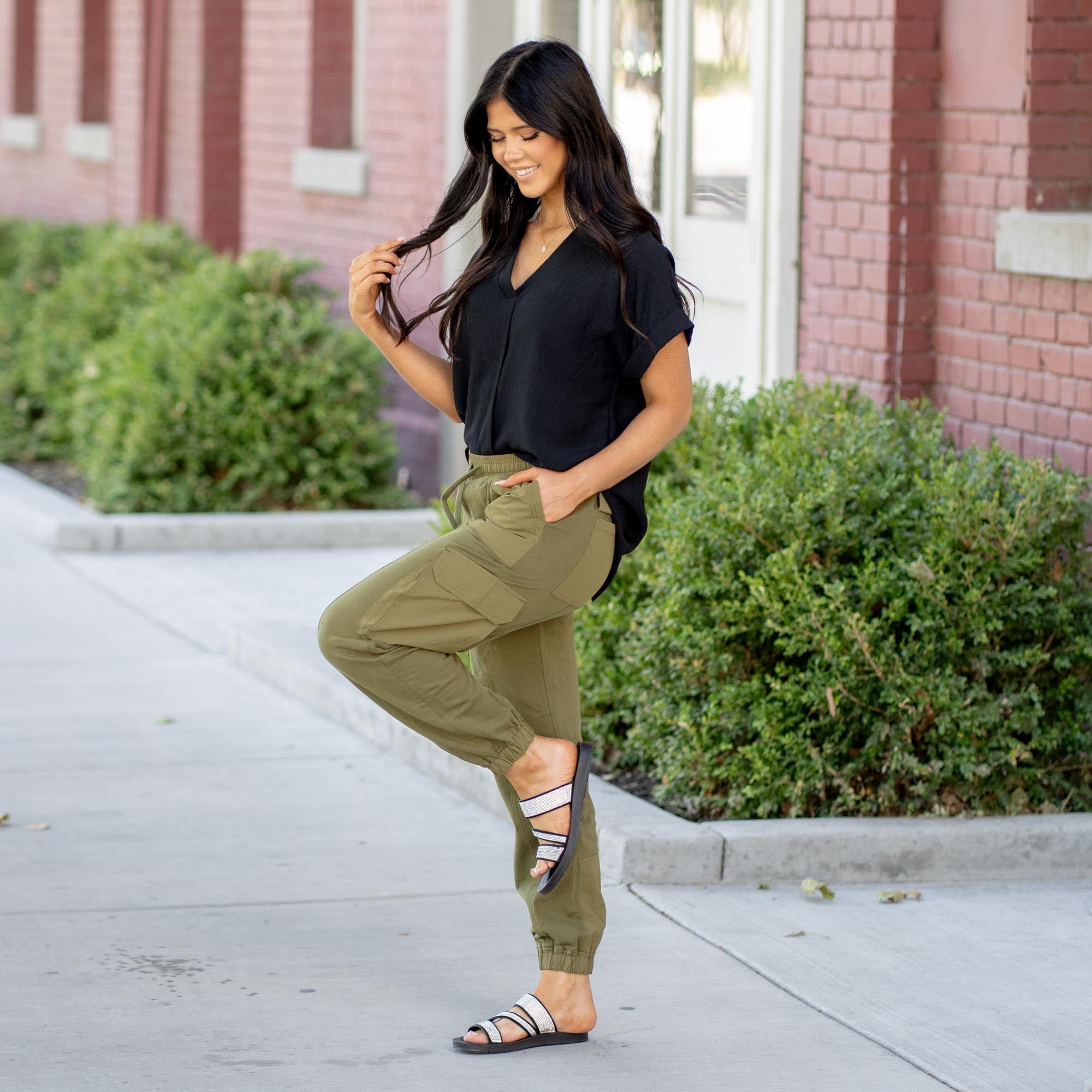 KanCan Jacie High Rise Color Block Knit Joggers – Olive Drawstring Waist
