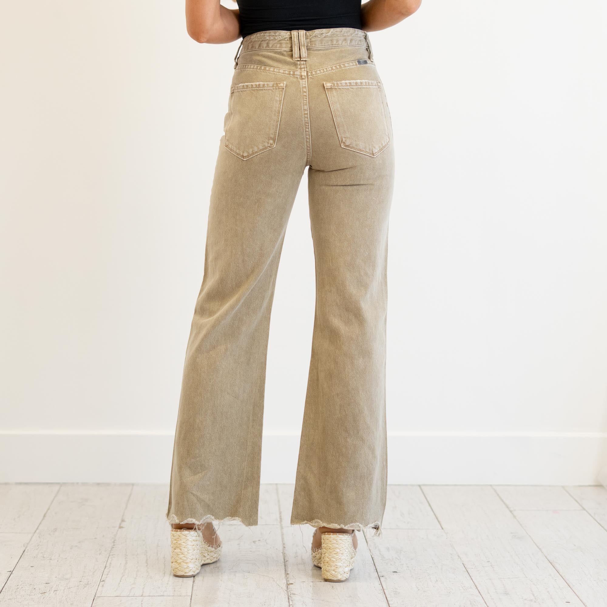 KanCan Mikaella Ultra High Rise 90’s Flare Jeans – Brown
