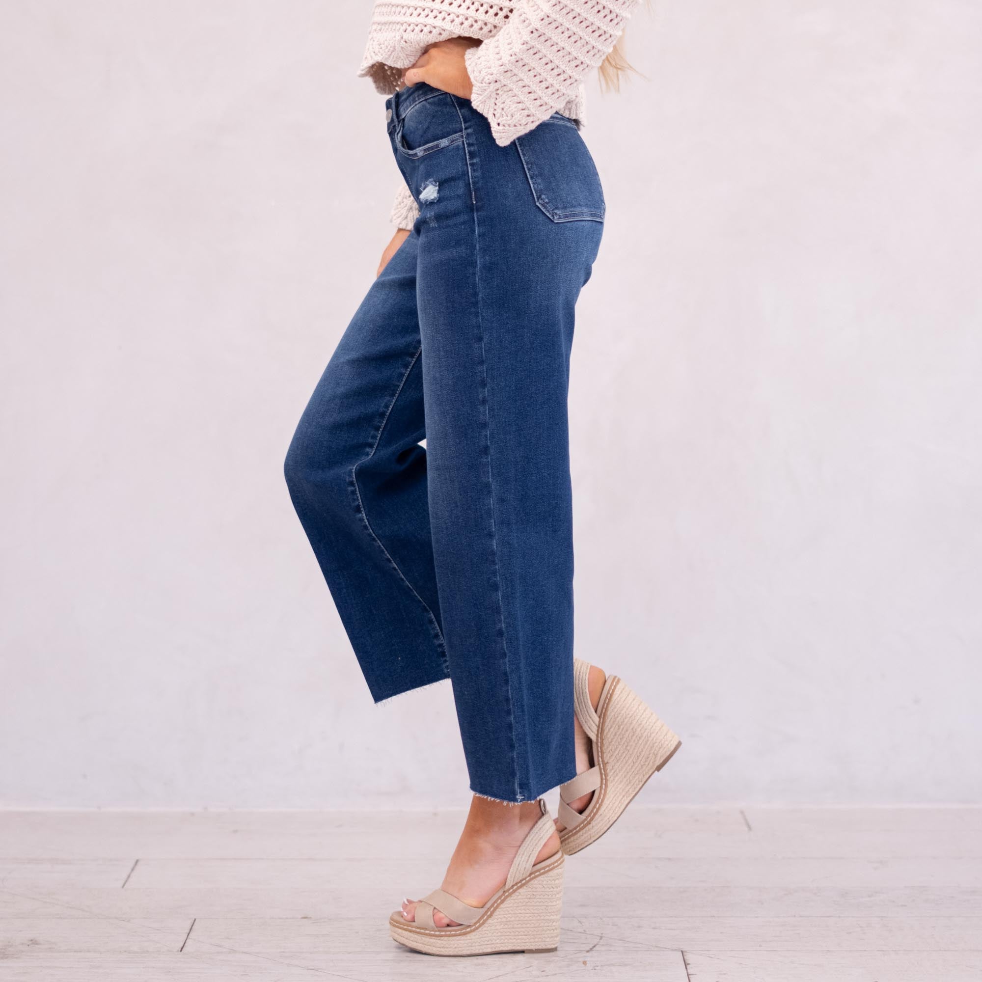 KanCan Tory Essentials High Rise Crop Wide