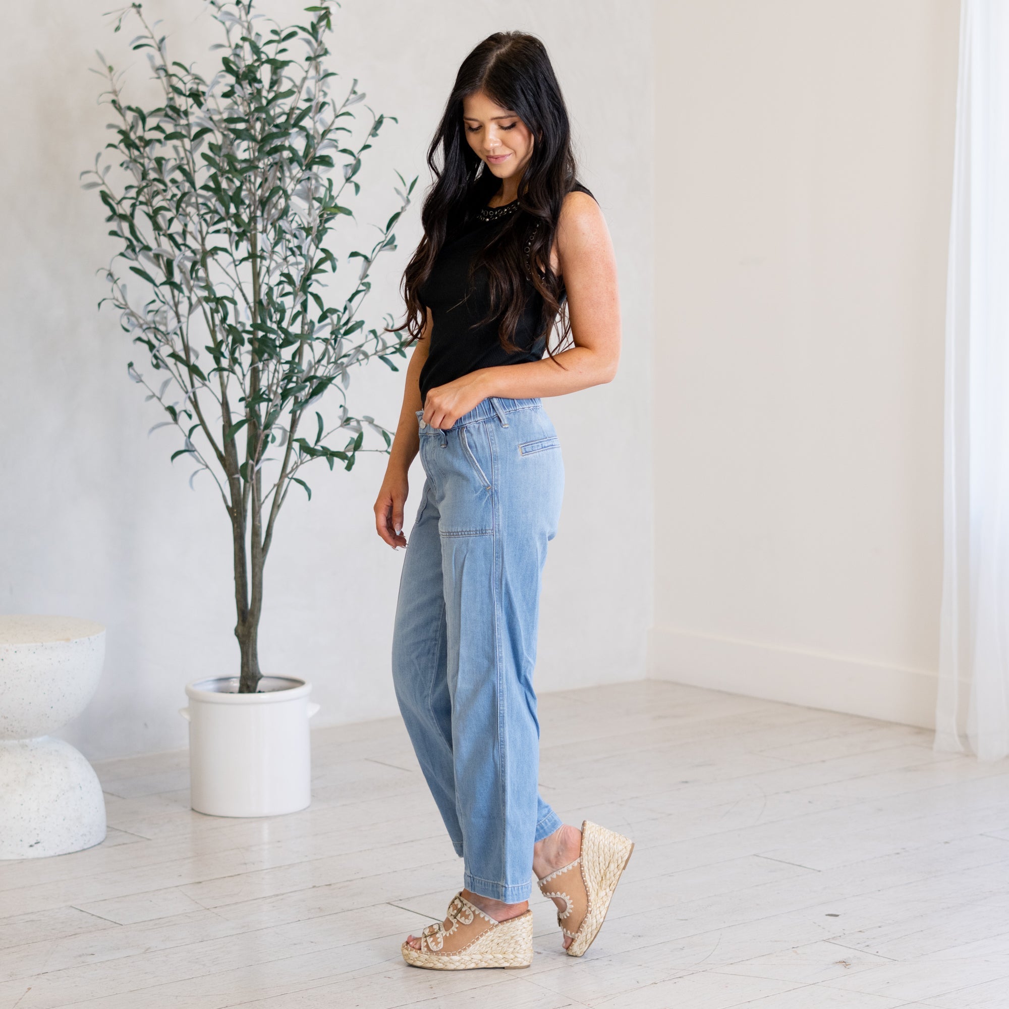 Delilah Mid Rise Wide Leg