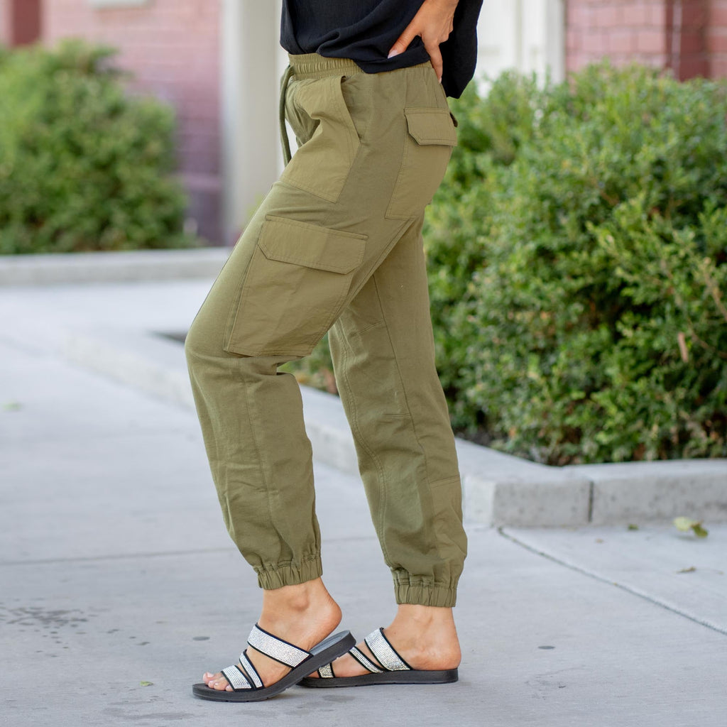 KanCan Jacie High Rise Color Block Knit Joggers – Olive Drawstring Waist