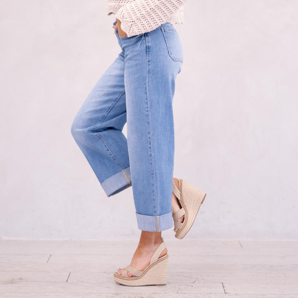 KanCan Angie Essentials Mid Rise Crop Wide