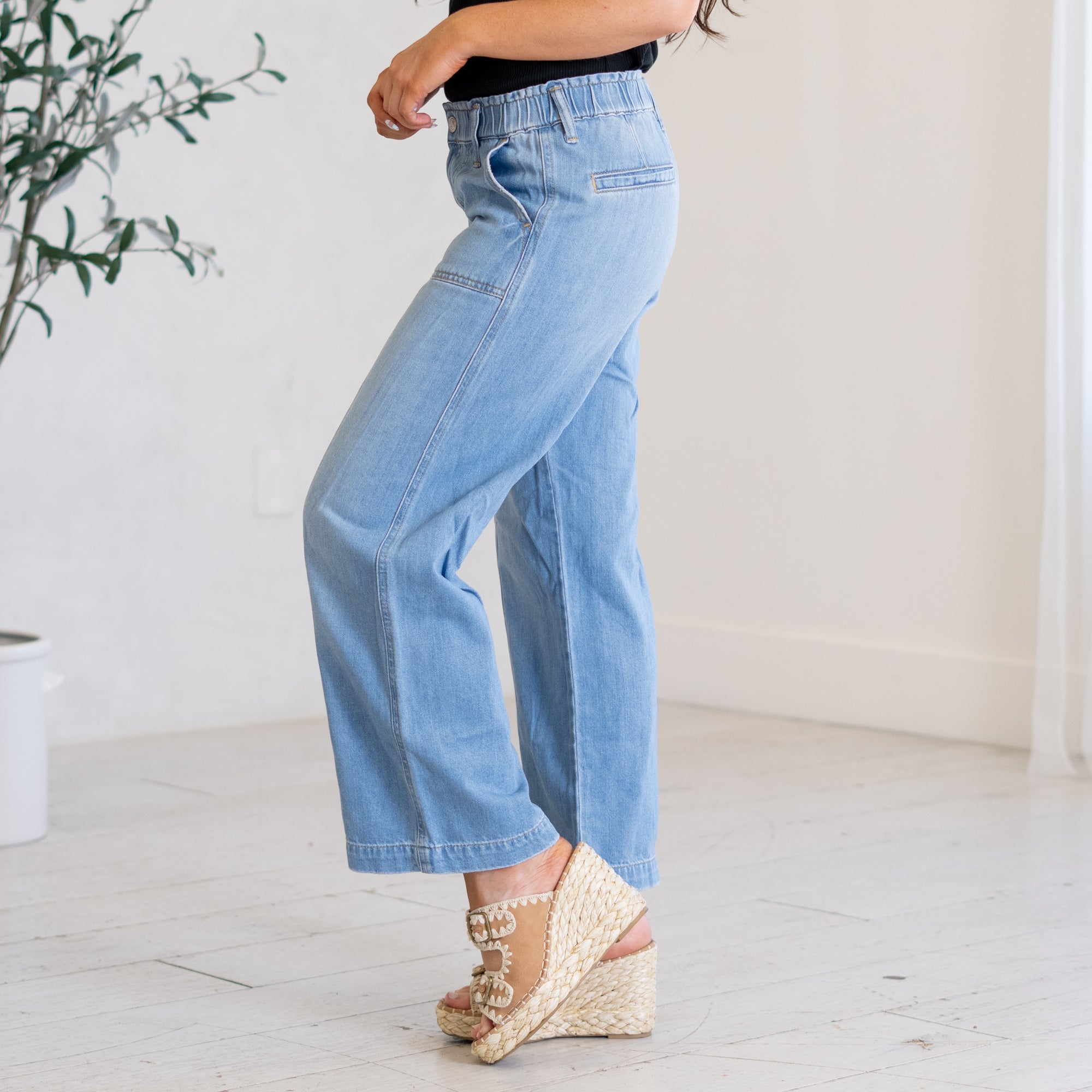 Delilah Mid Rise Wide Leg