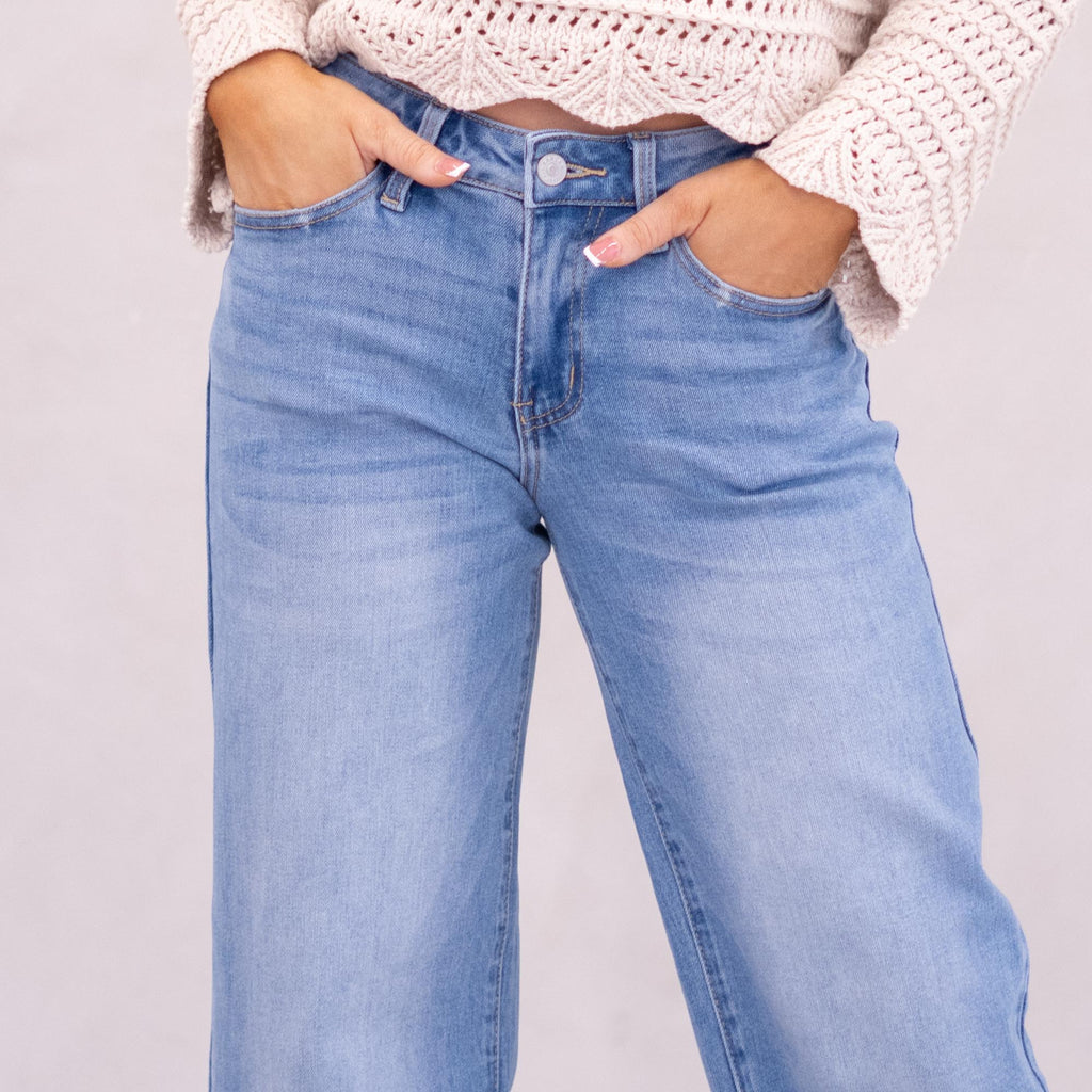 KanCan Angie Essentials Mid Rise Crop Wide