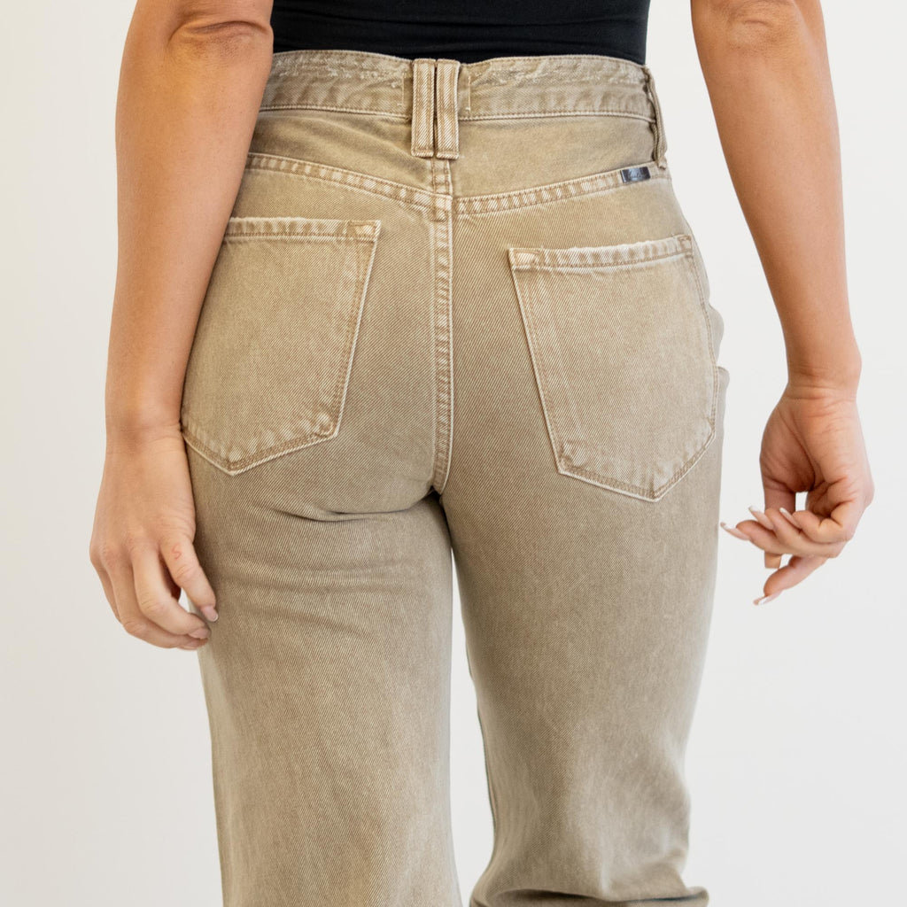 KanCan Mikaella Ultra High Rise 90’s Flare Jeans – Brown