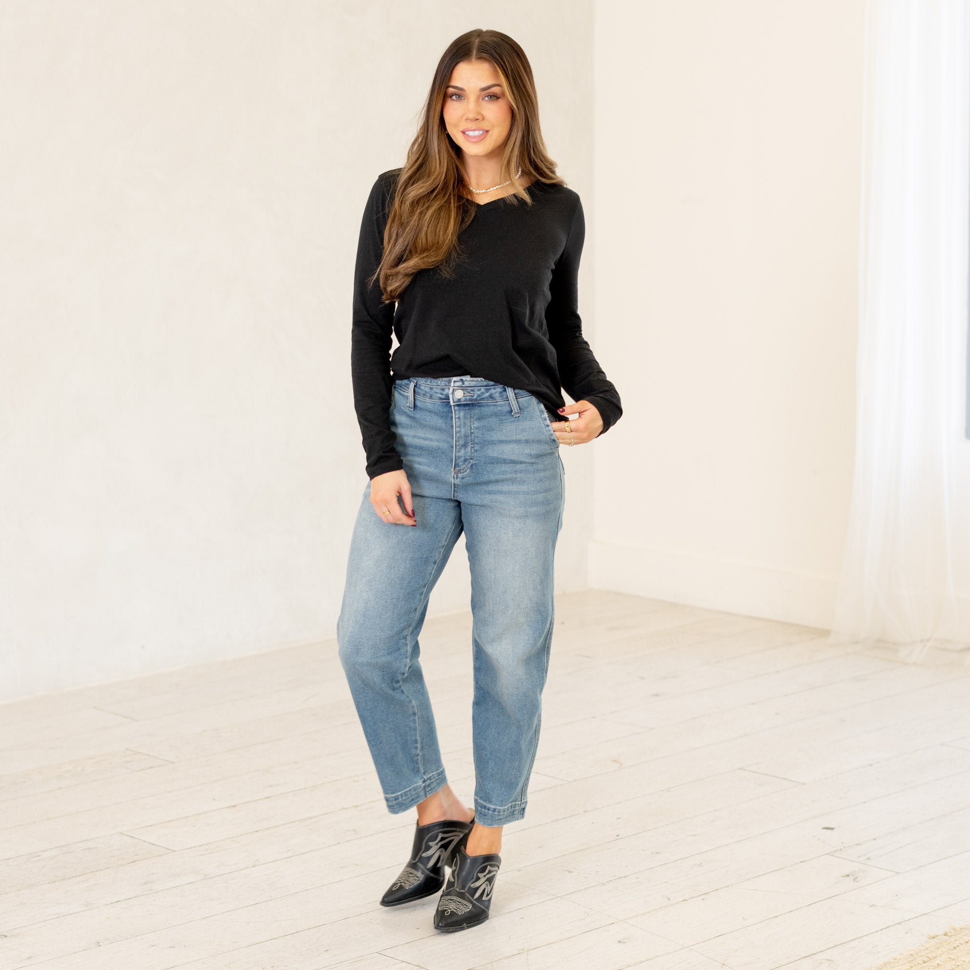 Devina Ultra High Rise Tapered  Fit