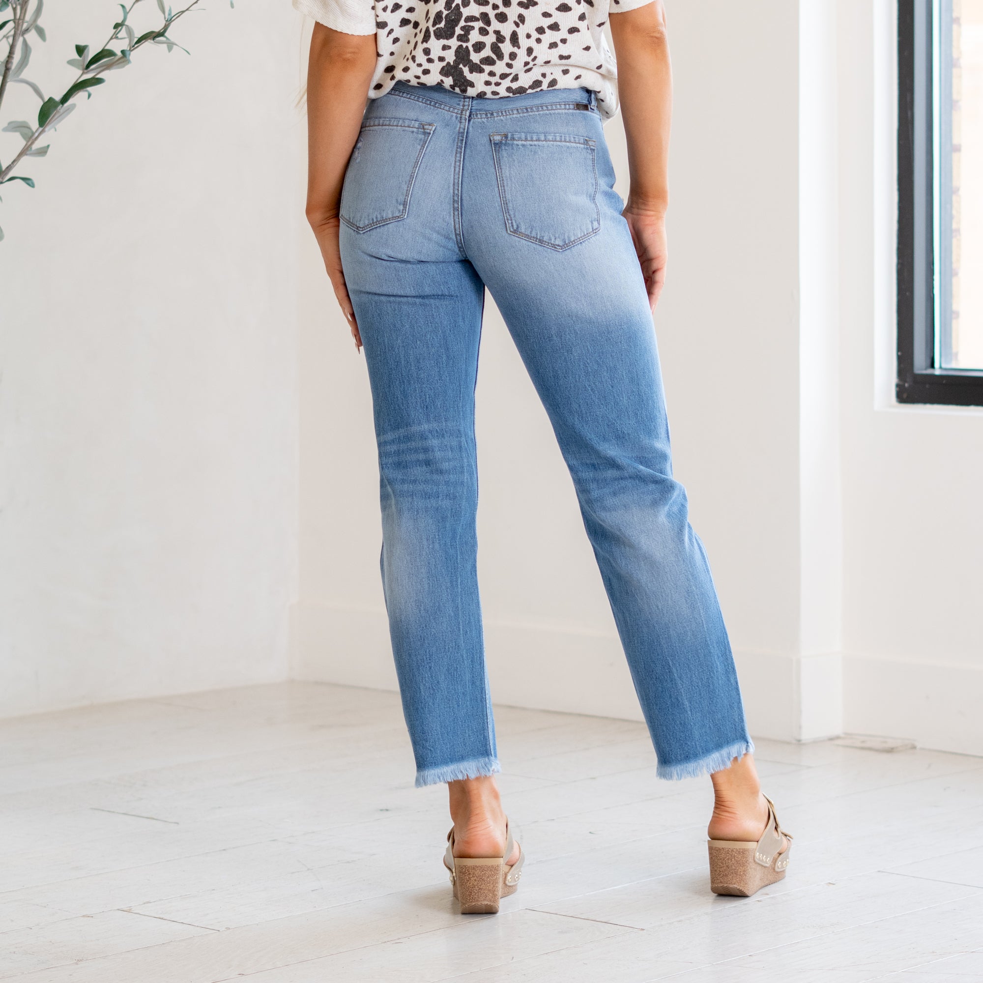 Meadow High Rise Straight Leg