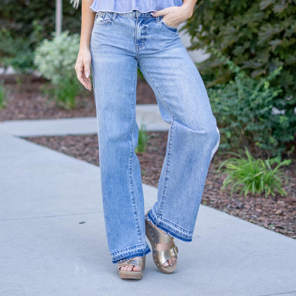 KanCan Carollyn High Rise Wide Leg – Lace Trim Stretch Denim Jeans