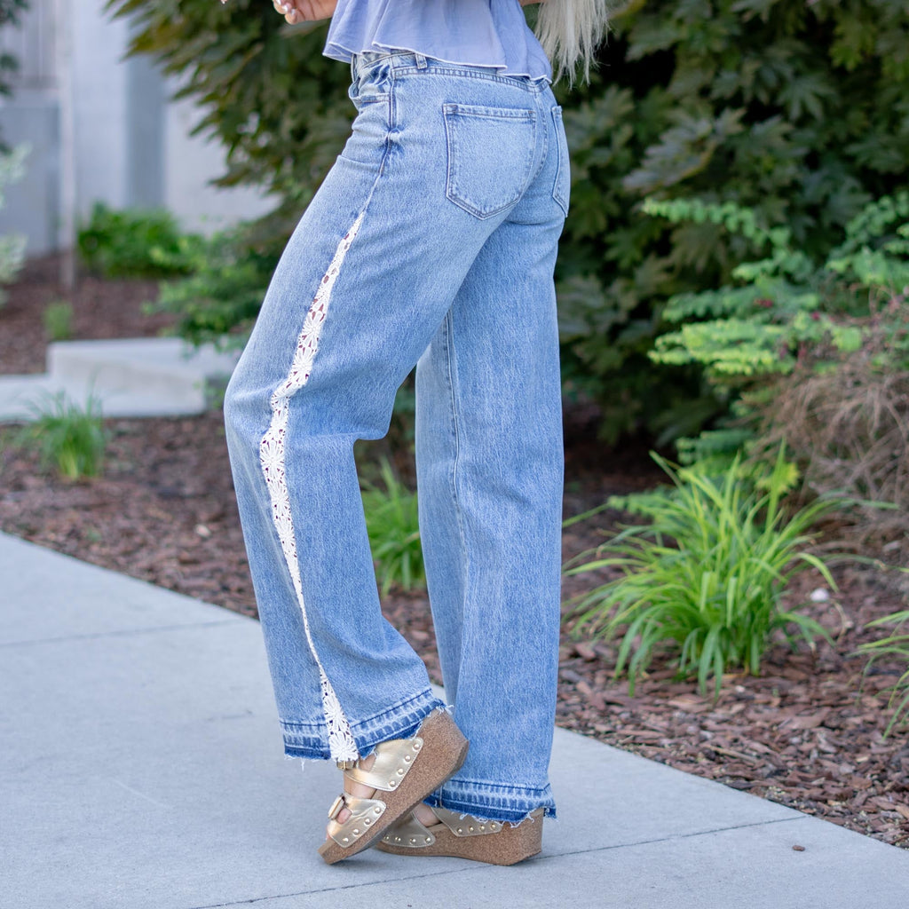 KanCan Carollyn High Rise Wide Leg – Lace Trim Stretch Denim Jeans