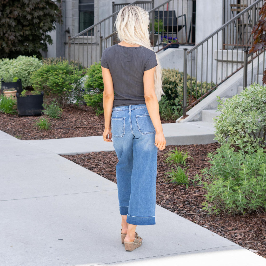 KanCan Fig Essentials Mid Rise Crop Wide Dark Blue Wash