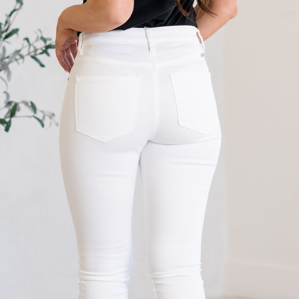 Effie High Rise Curvy Skinny