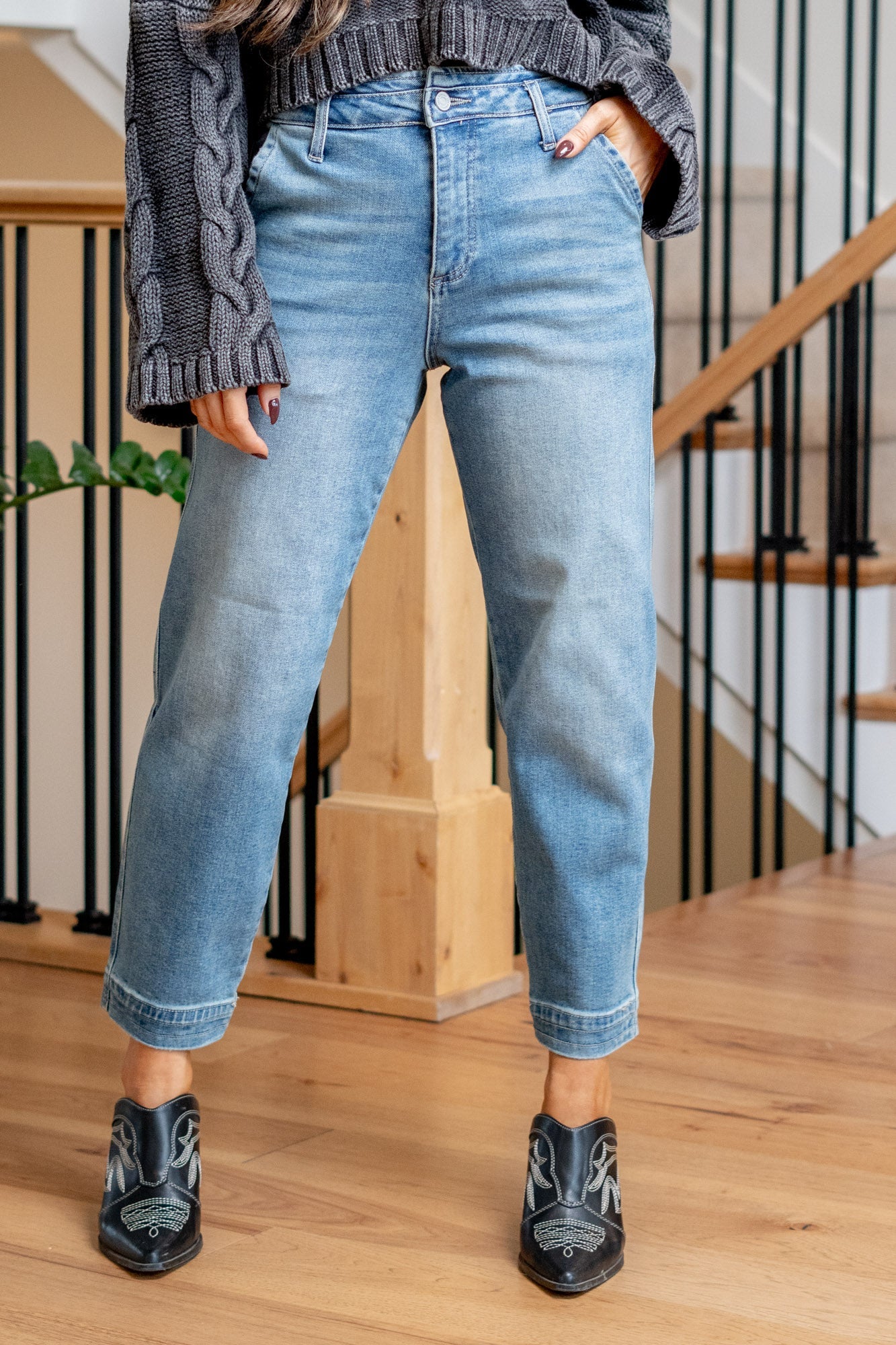 Devina Ultra High Rise Tapered  Fit