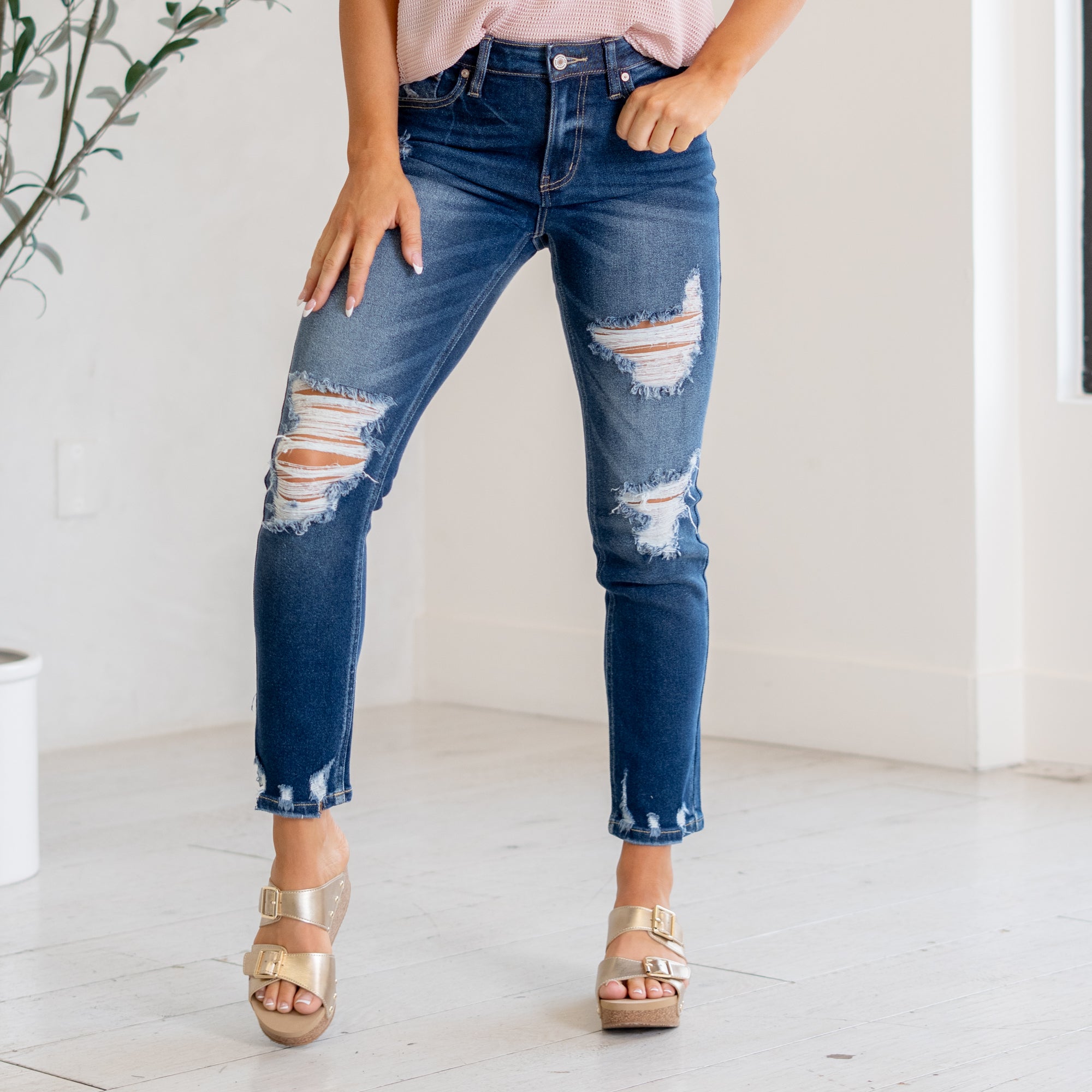 KanCan Haven Ultra High Rise Slim Straight Leg