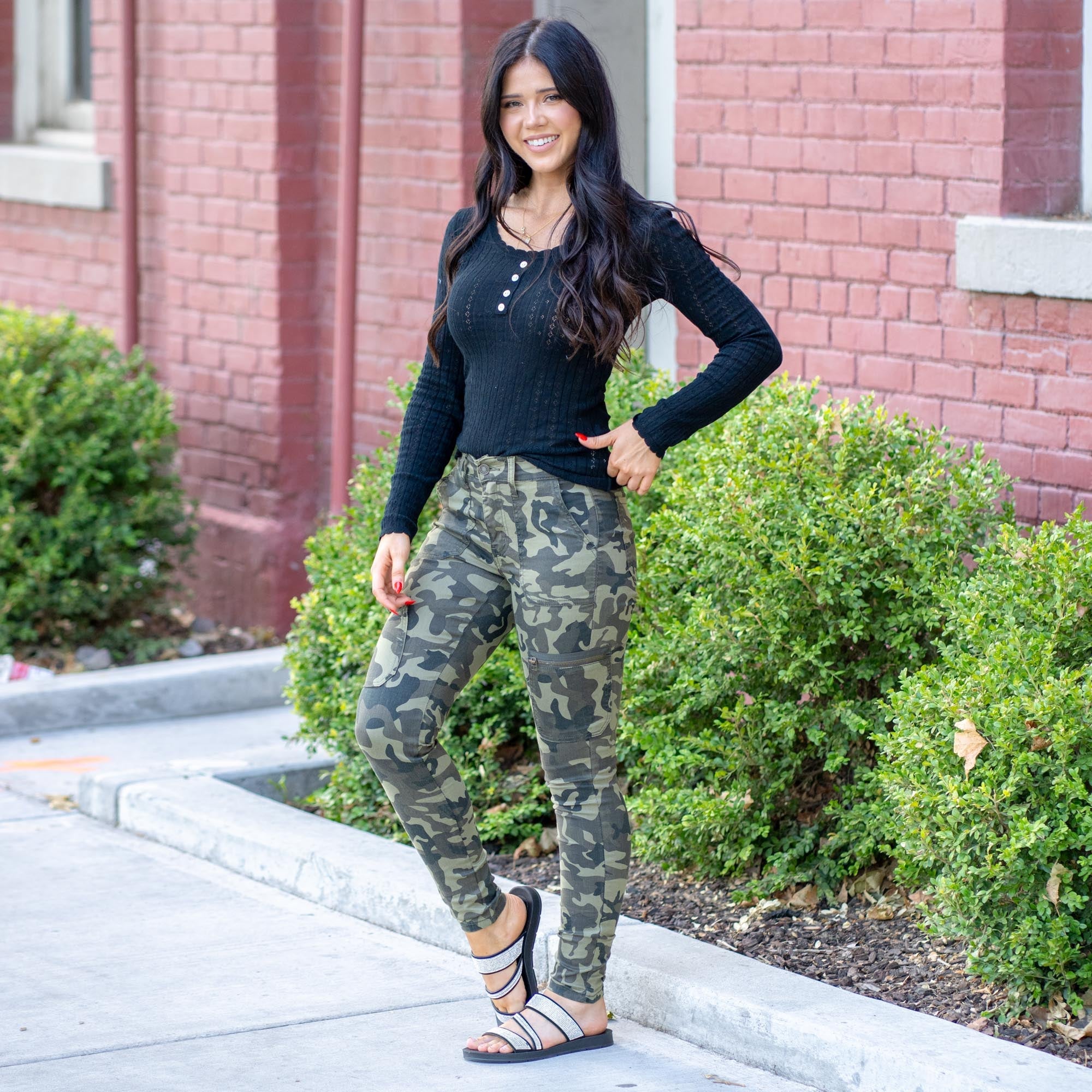 KanCan Arden Camo High Rise Cargo Super Skinny Camouflage Green