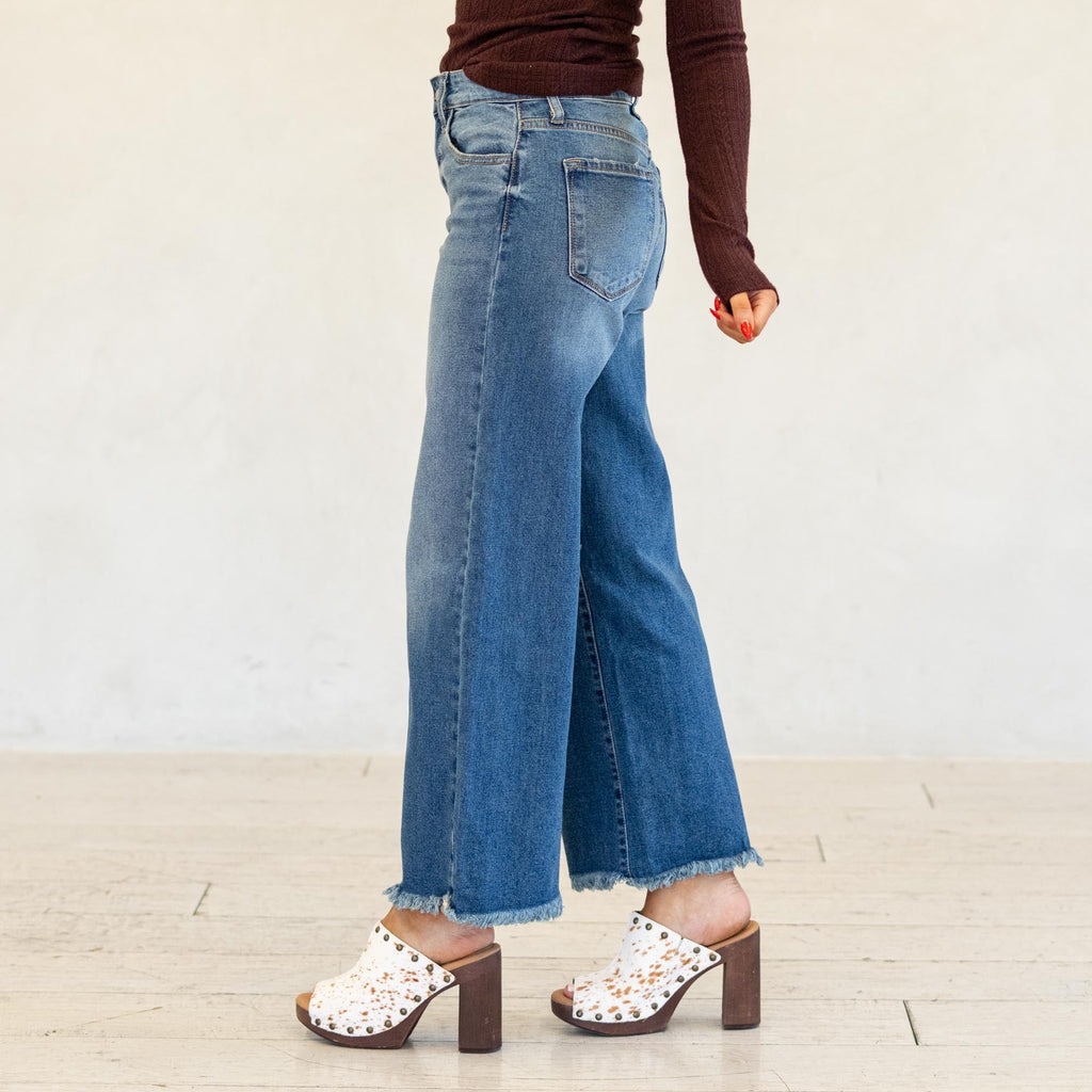 KanCan Aruli Essentials High Rise Cropped Wide Leg Jeans Medium Blue Wash