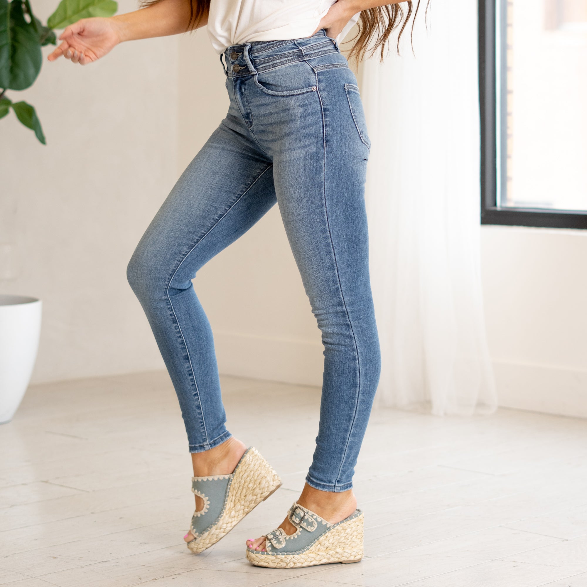Valerie Ultra High Rise Super Skinny