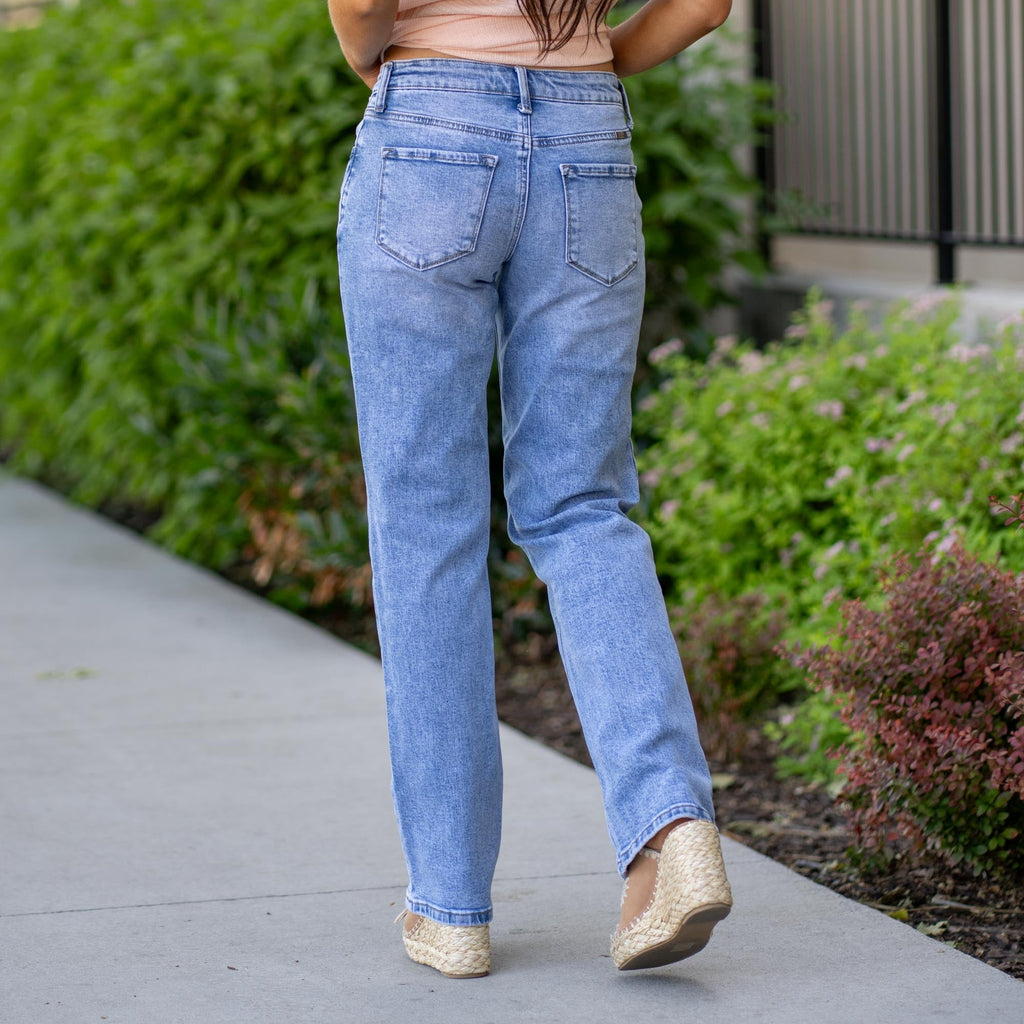 KanCan Tamia Essentials Mid Rise True Straight Medium Blue Wash