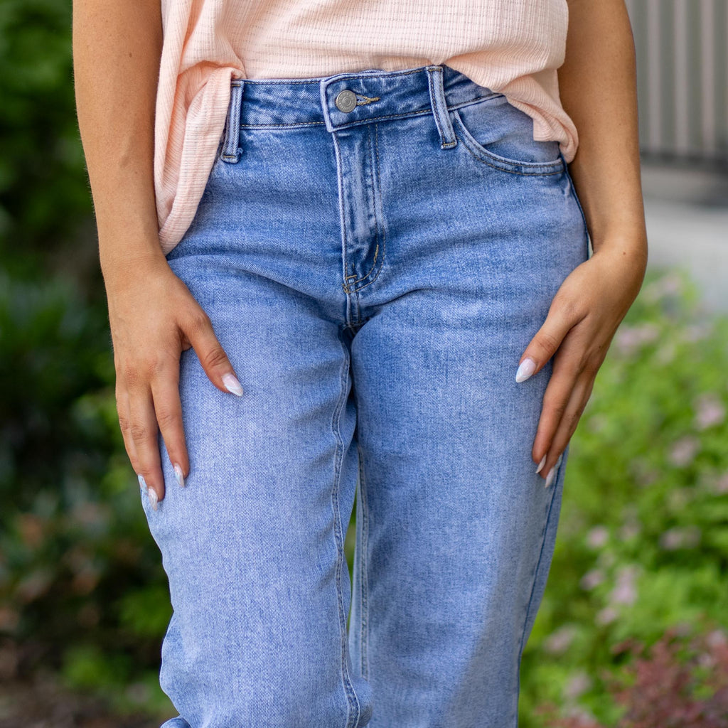 KanCan Tamia Essentials Mid Rise True Straight Medium Blue Wash