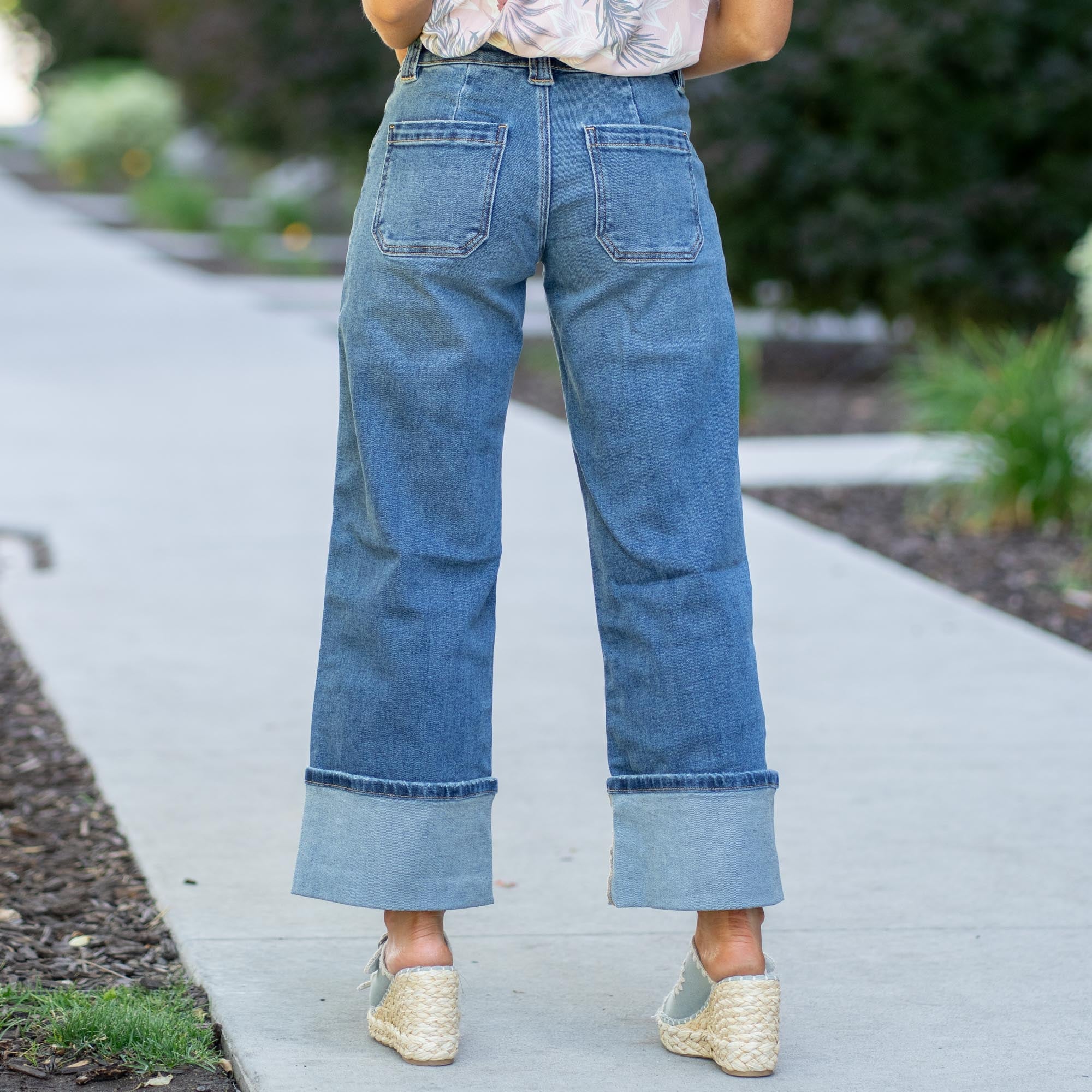 KanCan Beck Mid Rise Wide Leg Jeans Medium Blue Wash