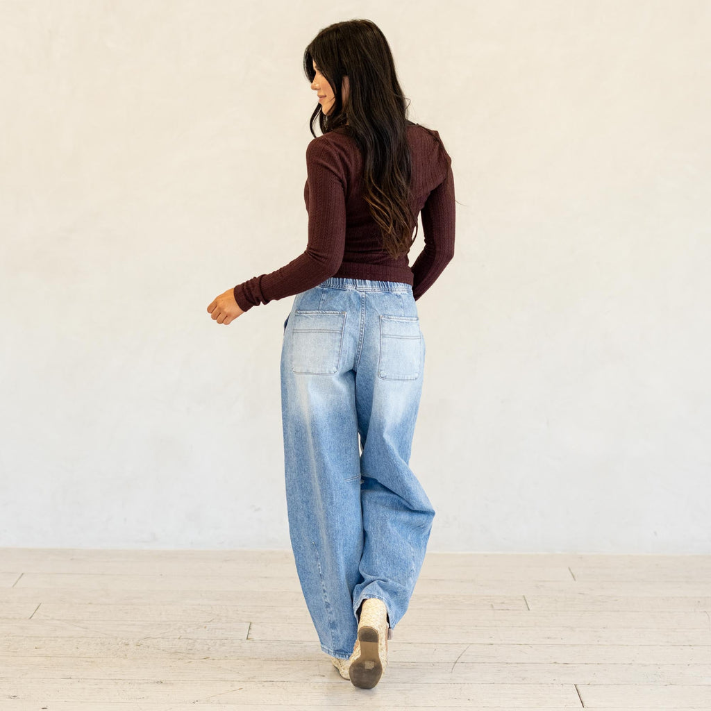 KanCan Starlet Ultra High Rise Horseshoe Jeans Medium Blue Wash