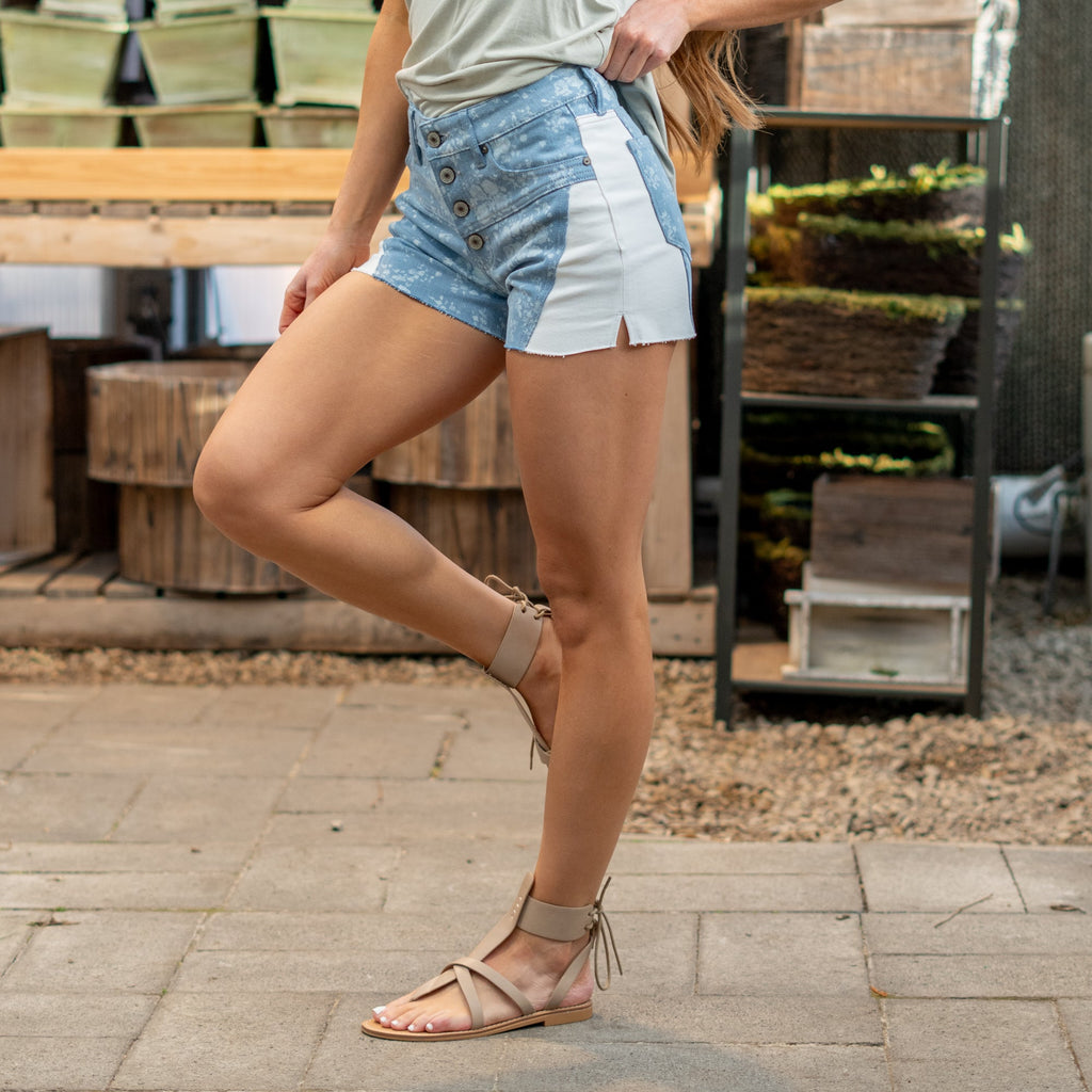 KanCan Smith Mid Rise Contrast Shorts