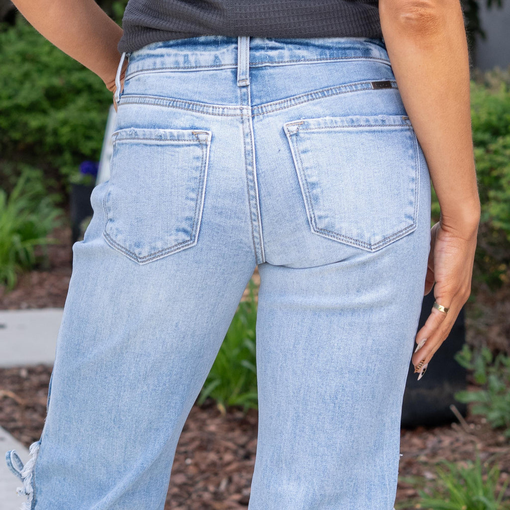 KanCan Verna Mid Rise Wide Flare Jeans - Comfort Stretch - Medium Wash
