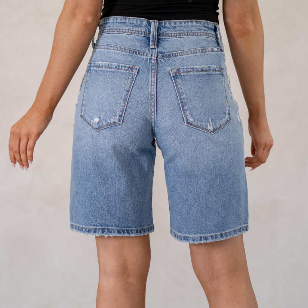 KanCan Annie Low Slung Baggy Shorts Medium Wash