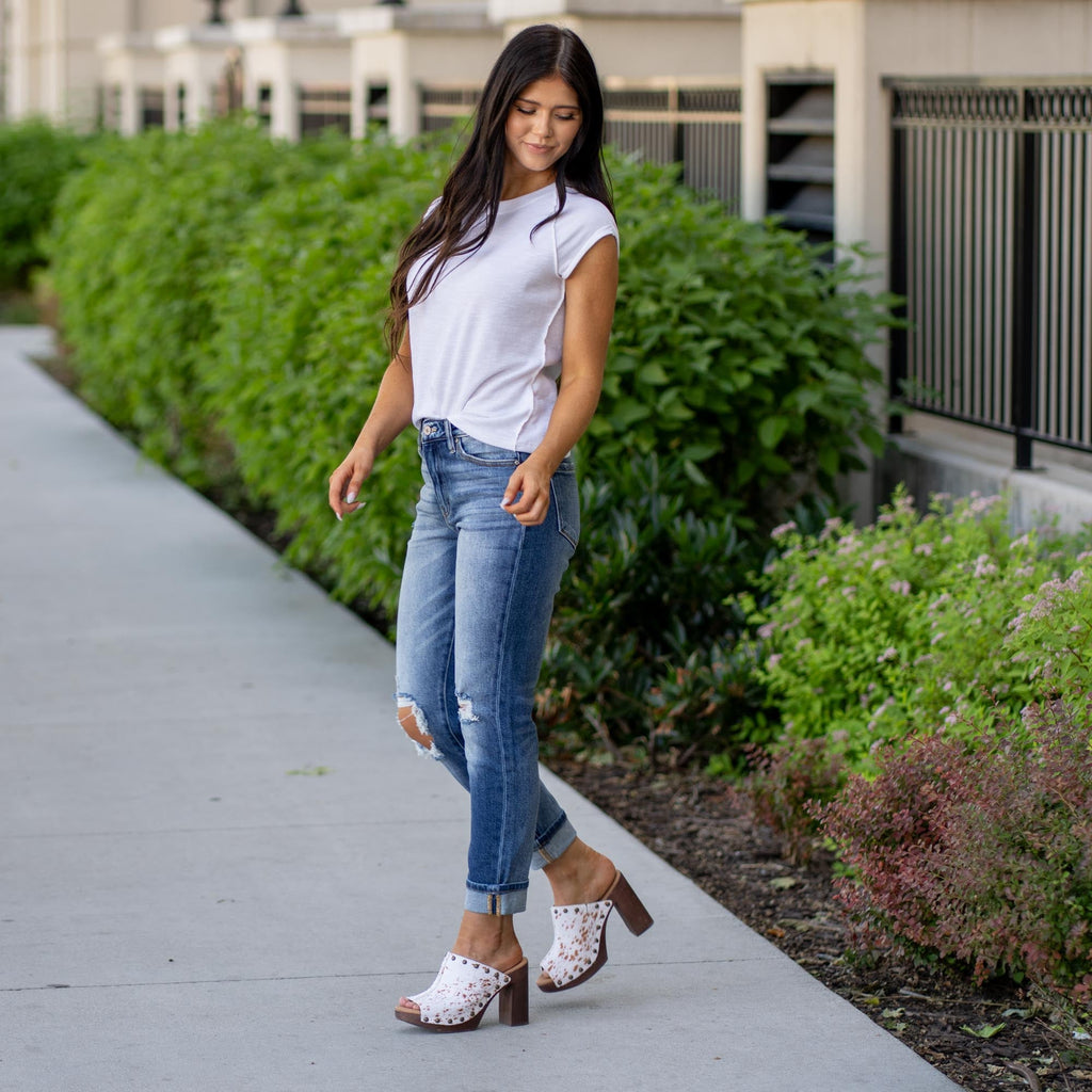 KanCan Milan High Rise Mom Fit