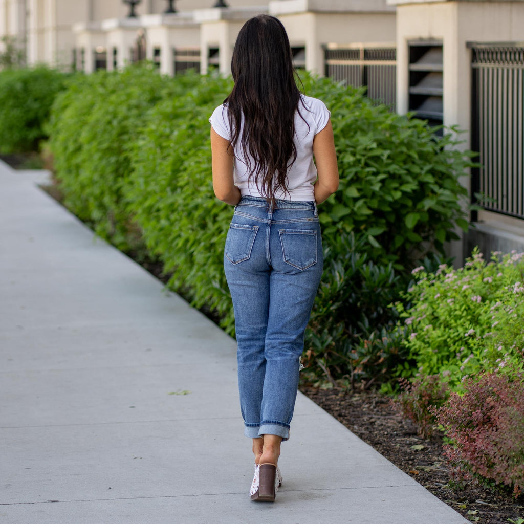 KanCan Milan High Rise Mom Fit