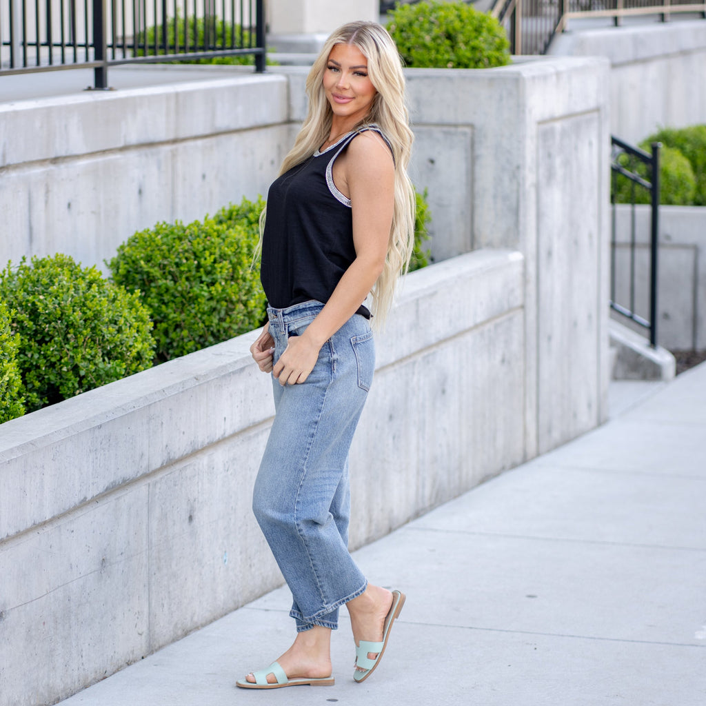 Barrel Mid Rise Loose Fit