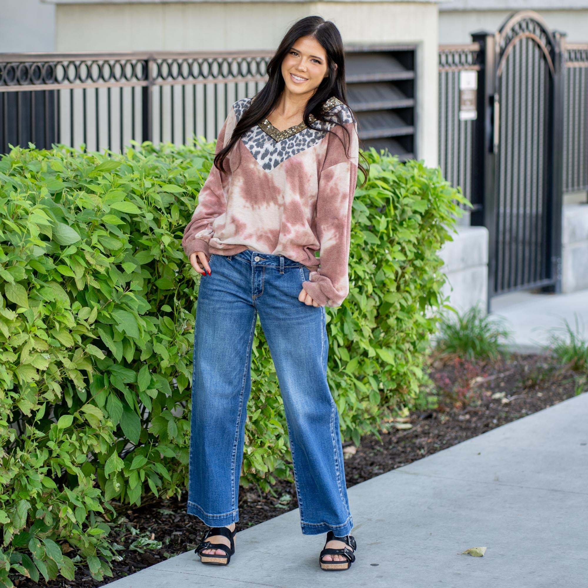 KanCan Petite Tara Mid Rise Trouser Wide Leg Jean Medium Blue