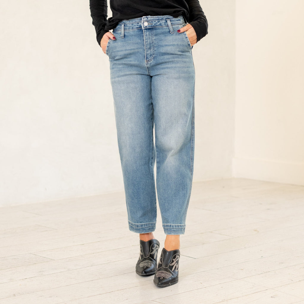 Devina Ultra High Rise Tapered  Fit