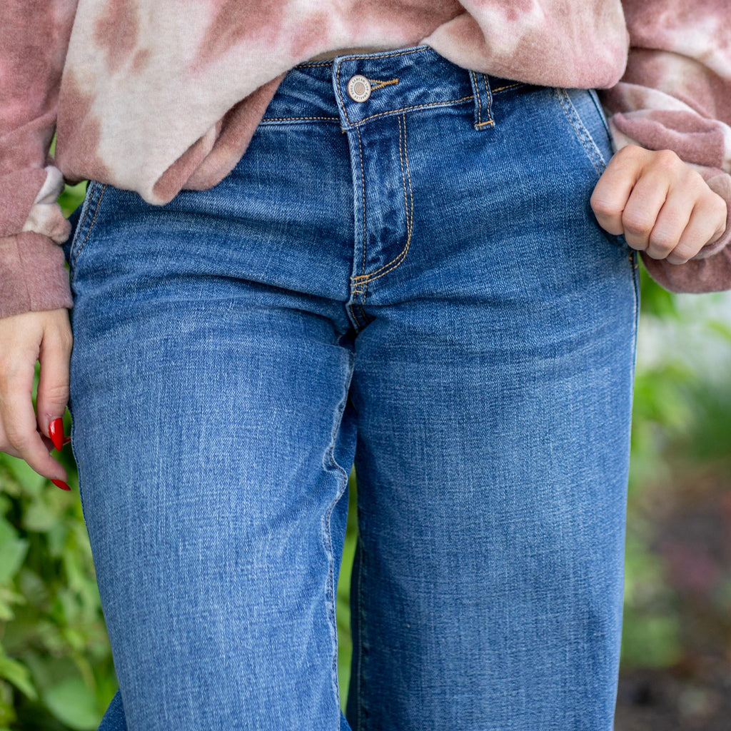 KanCan Petite Tara Mid Rise Trouser Wide Leg Jean Medium Blue