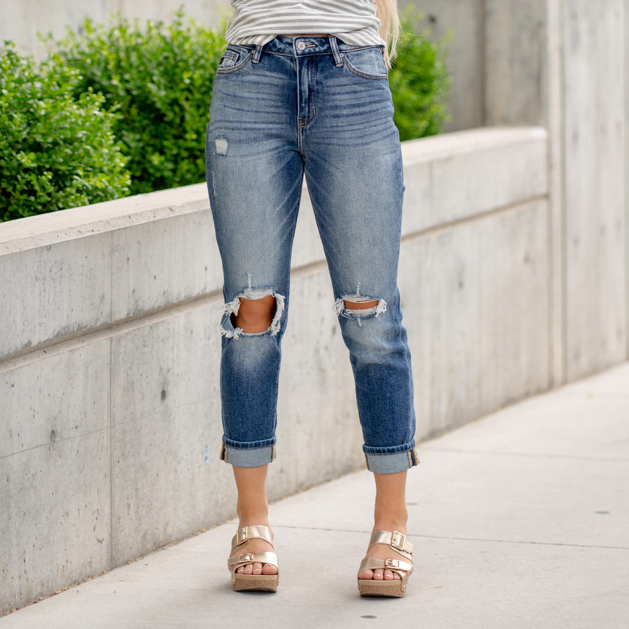 KanCan Milan High Rise Mom Fit