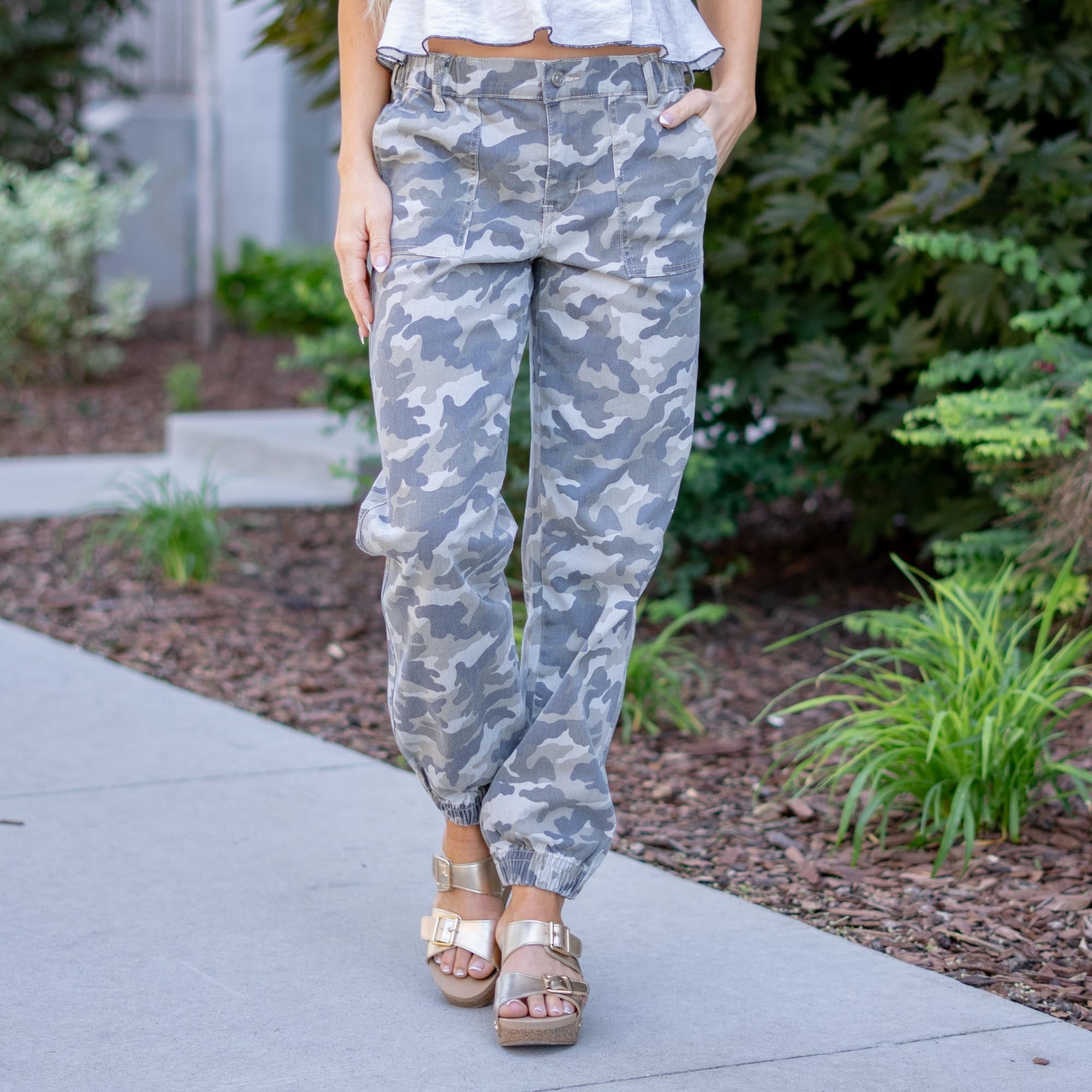 KanCan High Rise Camo Jogger Jeans